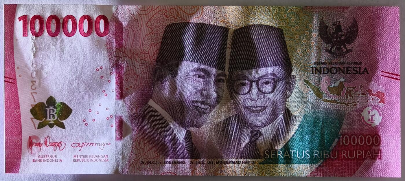 紫瑗钱币——第489期——纸币场 印度尼西亚 2022年 苏加诺和穆罕默德·哈达 100000卢比 UNC
