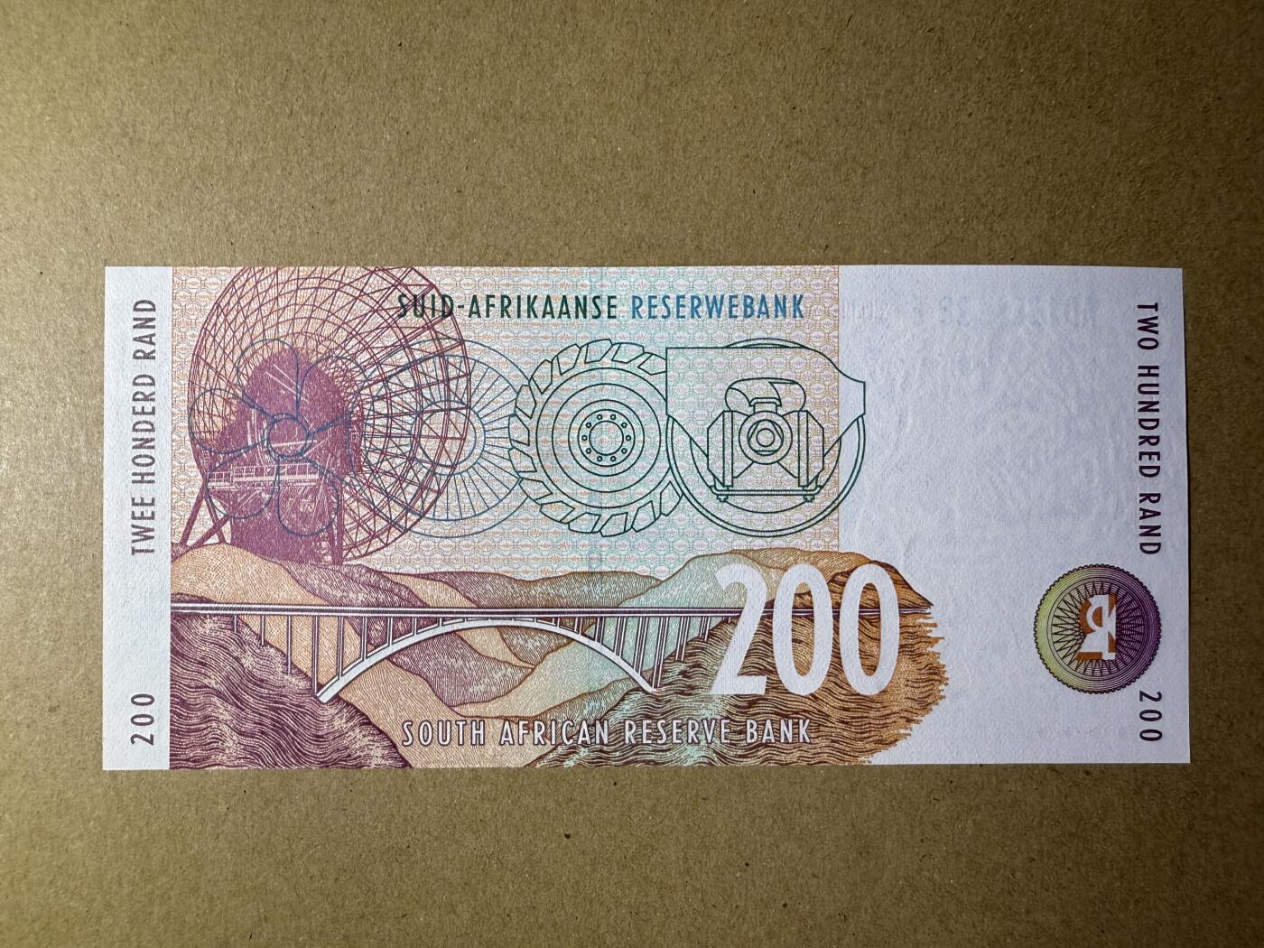 《张总收藏》183期-外币精品汇 南非200兰特 UNC 1999年非洲豹 无3547