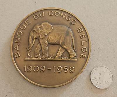 【币将精彩】世界钱币拍卖拍卖（2026-4-22） 1959年比属刚果银行成立50周年纪念大铜章  1959年发行，直径70毫米，保存完好，带包装盒。