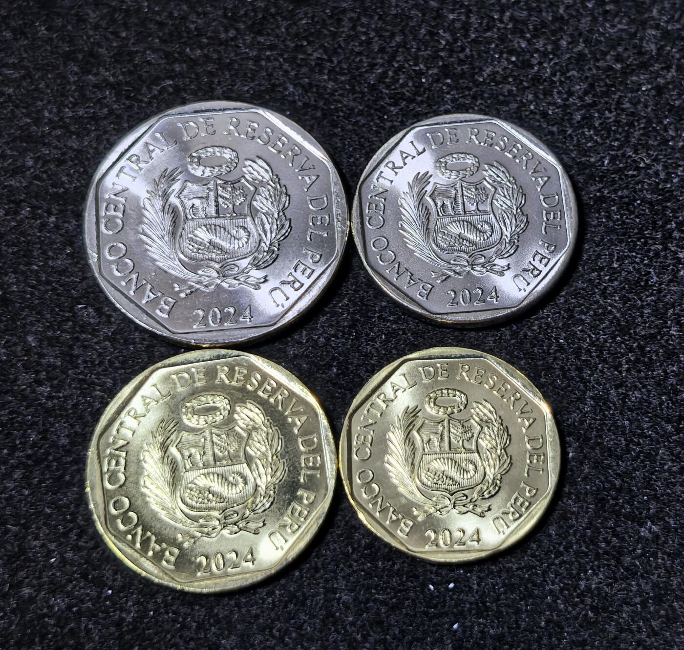 北京马甸外国币专卖微拍第132期，外国非贵金属纪念币，流通币专场，陆续上新，欢迎关注 秘鲁最新版2024年版清版4枚/套，从原卷中拆的未流通品相