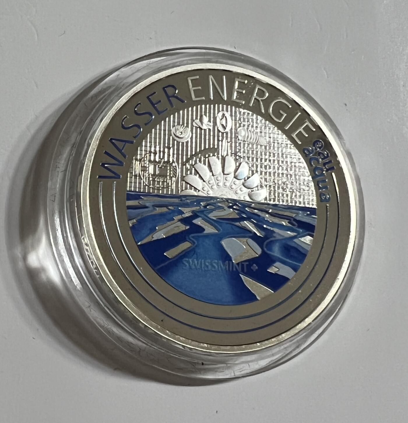S&S Numismatic世界钱币-拍卖 第114期  获奖币*瑞士2021年 未来的能源-水电 20法郎彩色精制纪念银币 盒证齐全