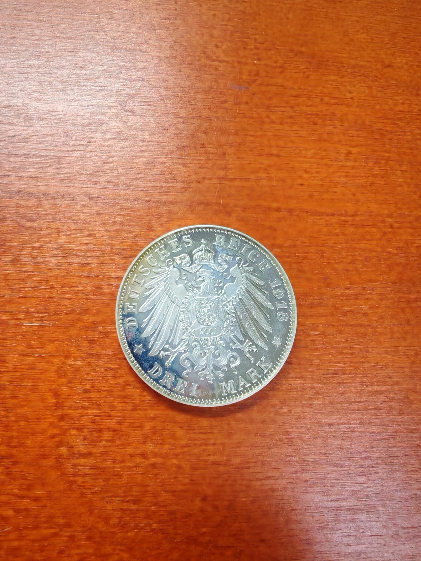长老汇龙年精选第四十四场拍卖 2001德国复刻1918年路德维希三世金婚3马克精制银币，原铸130枚，克书标价45000美金