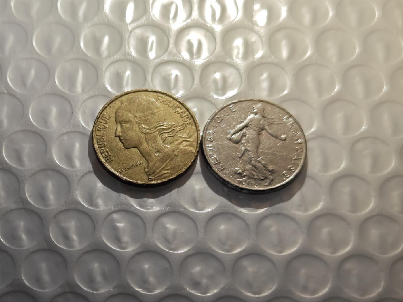 小小杂货铺26期 满五十包邮  可暂存  一元佣金 法国硬币两枚