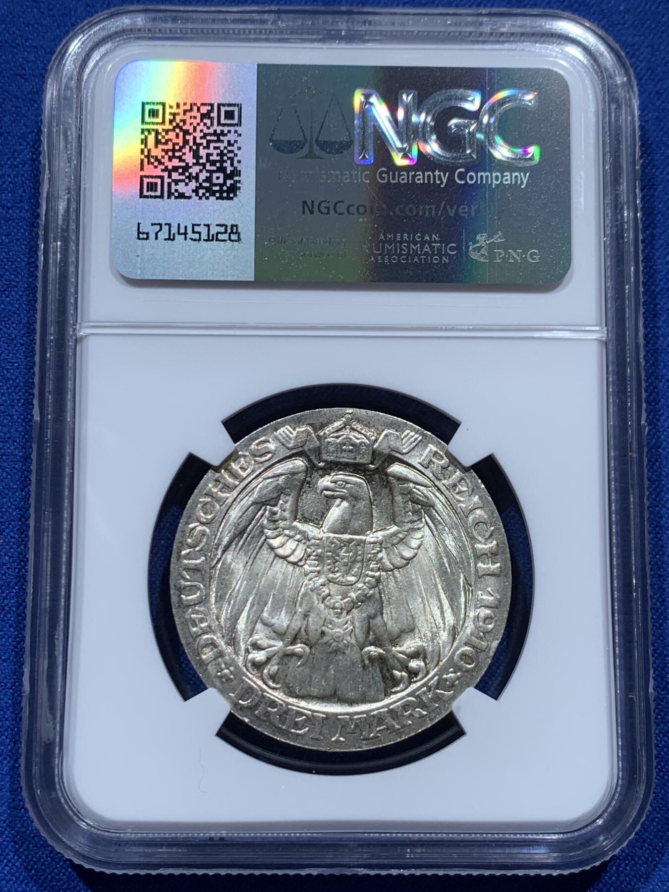 《竞宝斋》第347场 周日，周一，周二  3场连拍 （全场包邮） NGC MS64 德国普鲁士1910年柏林大学3马克银币 铸造量仅20w，外拍价格高