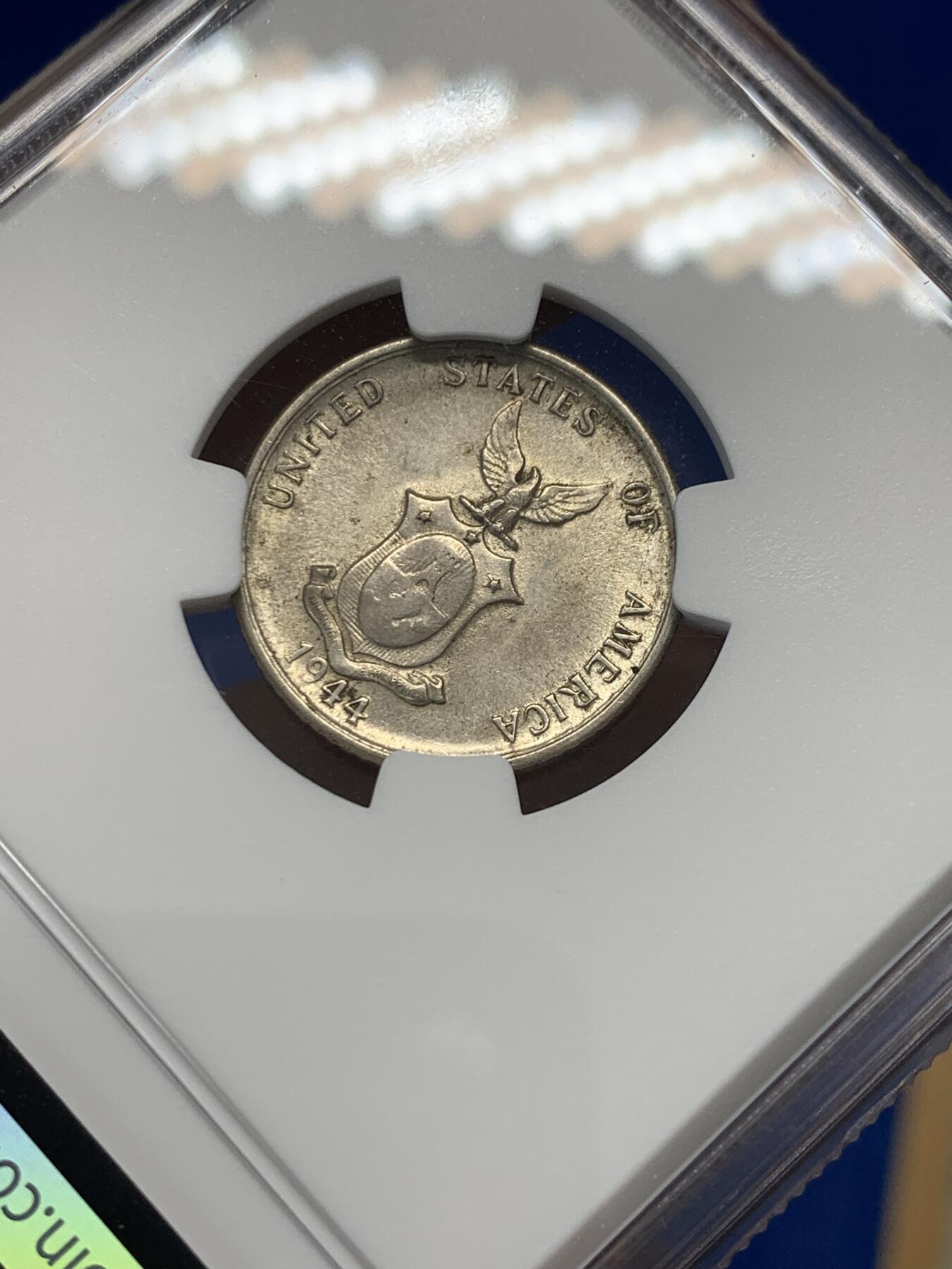 《竞宝斋》第347场 周日，周一，周二  3场连拍 （全场包邮） NGC UNCD 菲律宾1945年打铁20C银币，状态挺好的没给分实在不应该