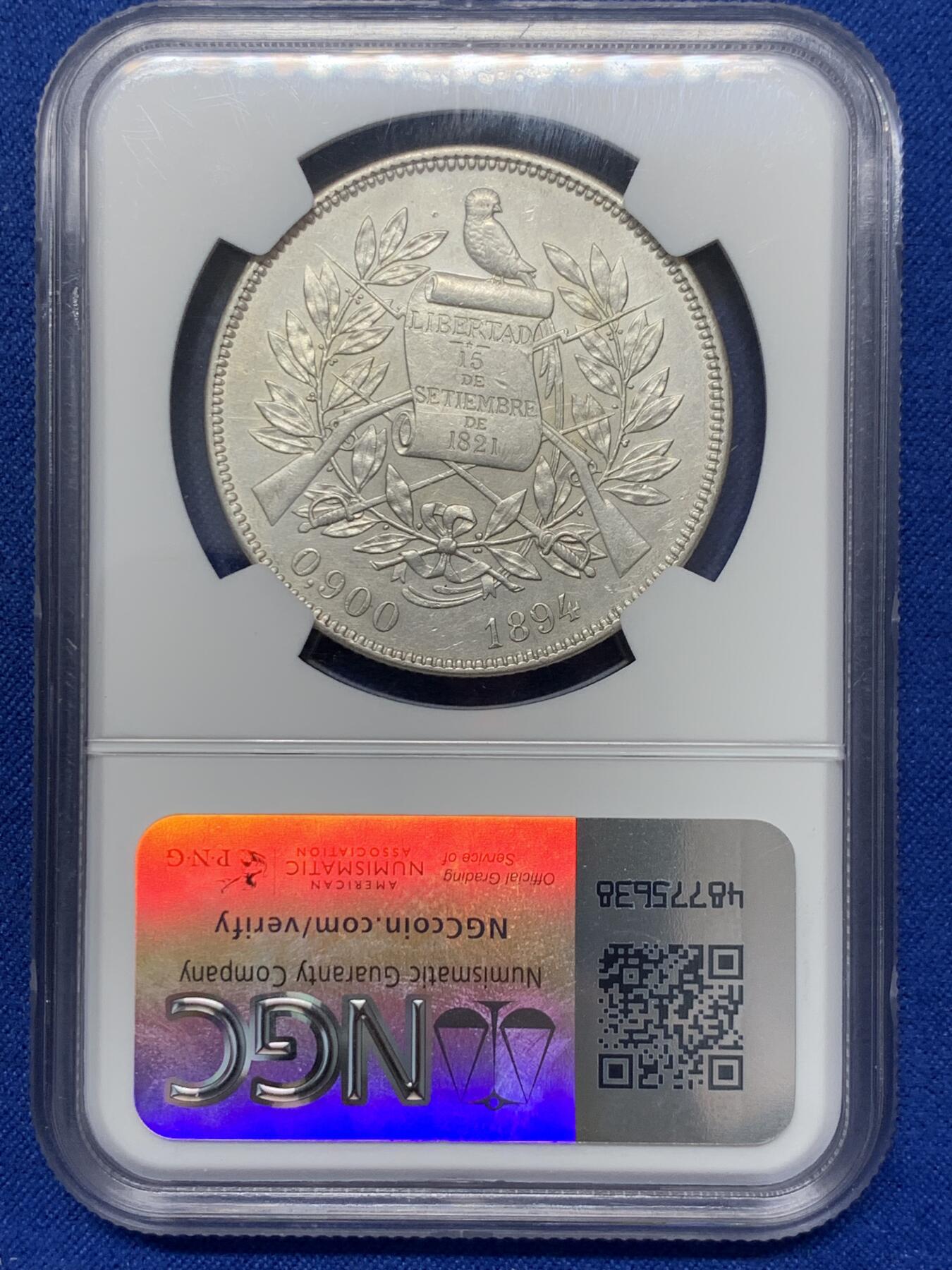 《竞宝斋》第347场 周日，周一，周二  3场连拍 （全场包邮） NGC AUD 危地马拉1894年坐人拿花一比索 状态不错