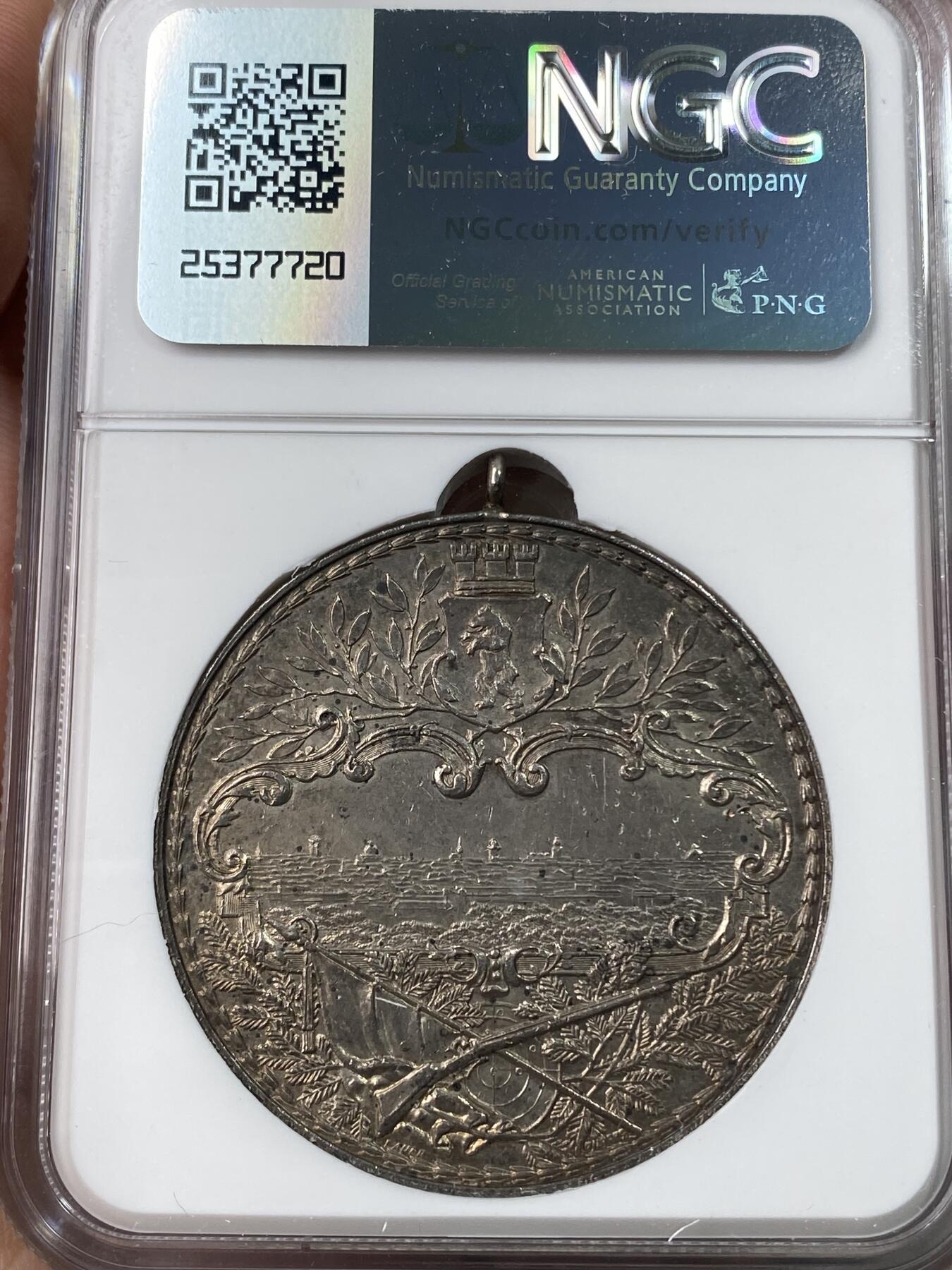万国钱币拍卖第041期 NGC MS62 1890年德国勃兰登堡-柏林射击节大银章 高浮雕好品极难的柏林城市景观大银章
