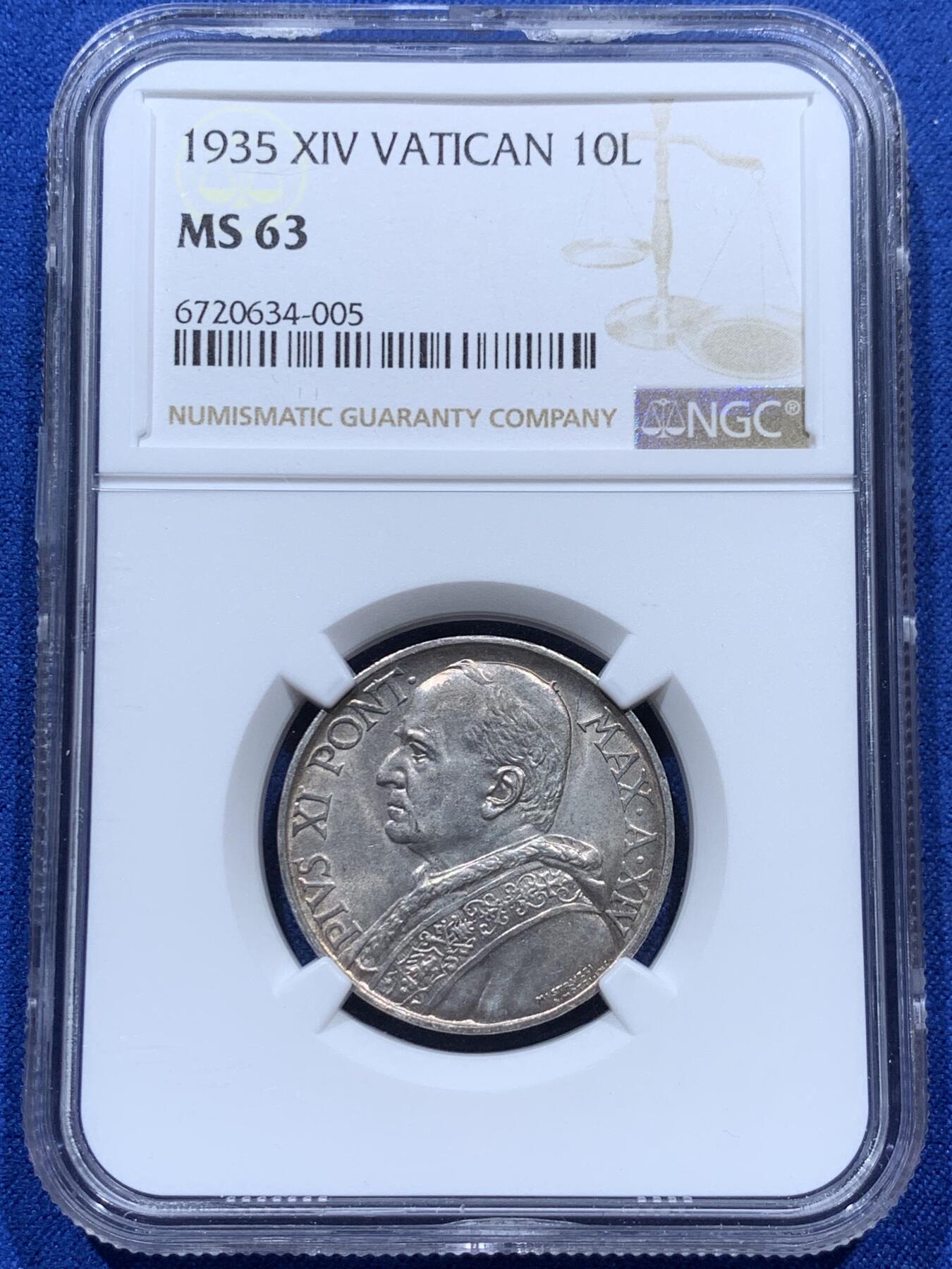 《竞宝斋》第347场 周日，周一，周二  3场连拍 （全场包邮） NGC MS63 梵蒂冈1935年10里拉银币 淡粉色包浆