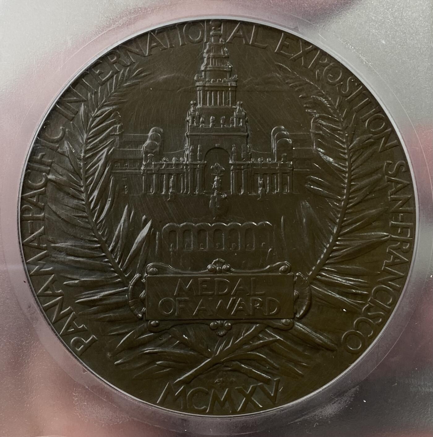 万国钱币拍卖第041期 PCGS MS63 1915年美国圣弗兰西斯科巴拿马太平洋国际博览会奖大铜章 70MM巨型 美国早期大铜章罕见，老藏家送评，附带原盒，包浆温润，世博会的名誉品种	。