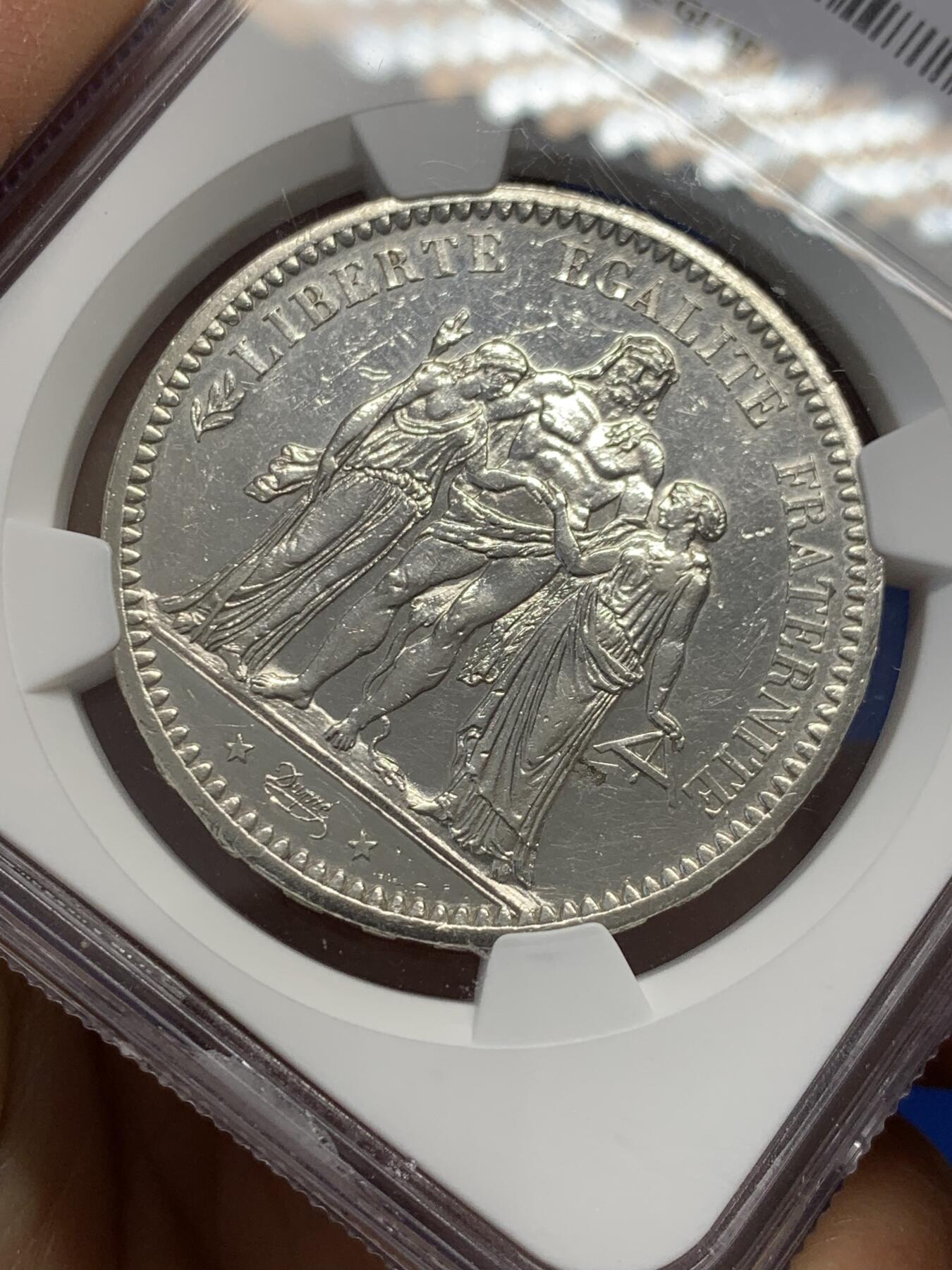 《竞宝斋》第347场 周日，周一，周二  3场连拍 （全场包邮） NGC UNC 法国1873年大力神5法郎银币 炫亮散射白光