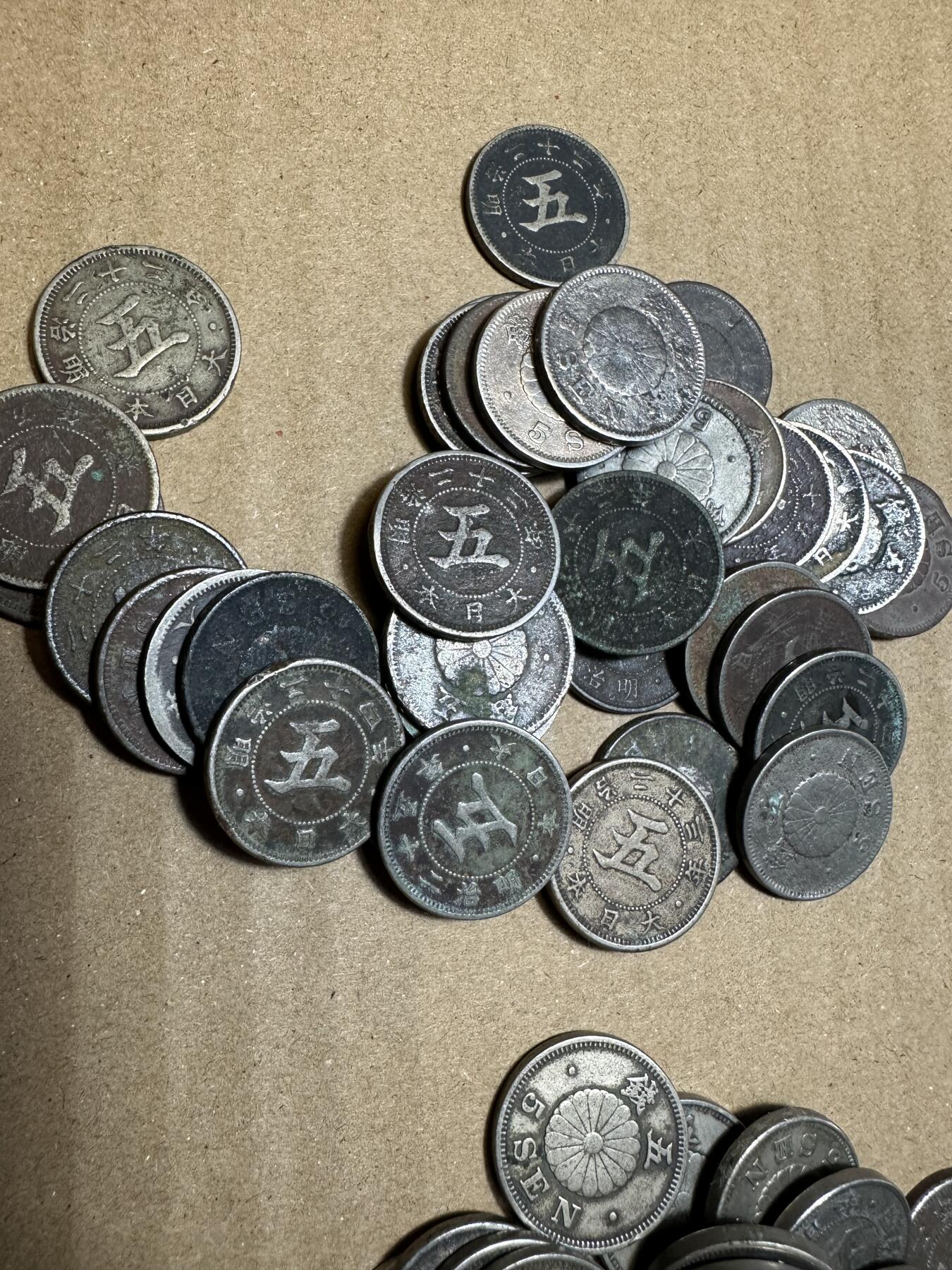 无佣金！月中专场！章，世界钱币（有新增10项！无底价拍） 日本菊五钱100枚