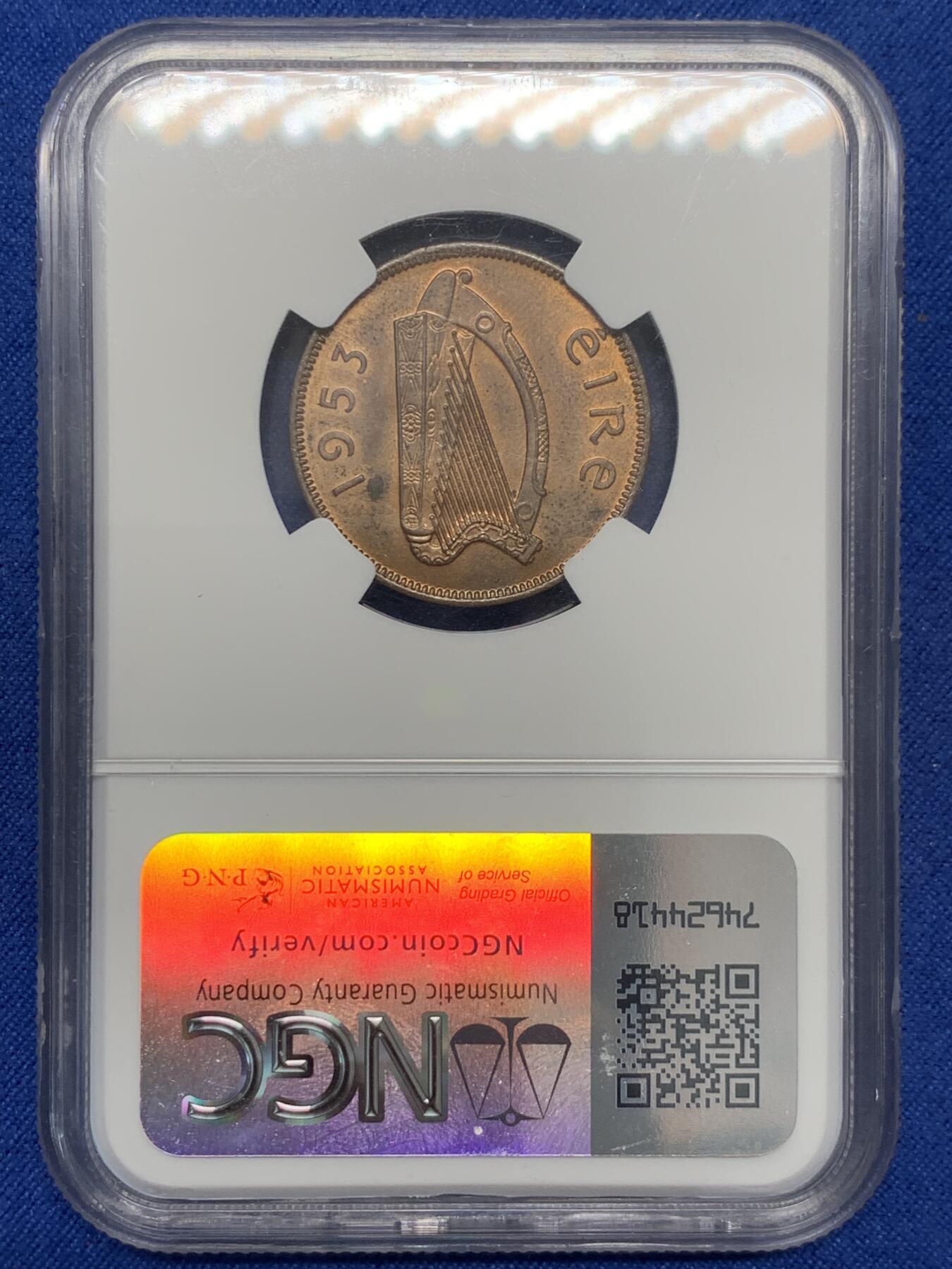 《竞宝斋》第347场 周日，周一，周二  3场连拍 （全场包邮） NGC MS63RB 爱尔兰 1953半便士小猪铜币，铜光闪烁，英国皇家造币厂的P. Metcalfe设计，木马剑也是他的作品。