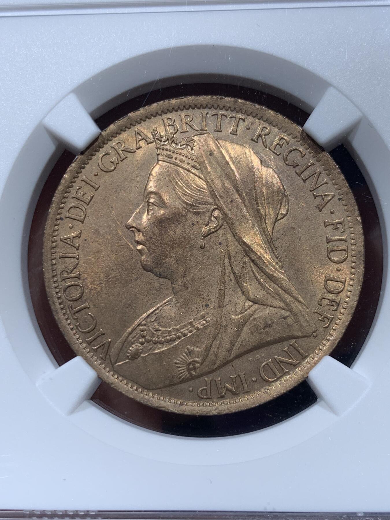 《竞宝斋》第347场 周日，周一，周二  3场连拍 （全场包邮） NGC MS63RB 英国 1895年 维多利亚女王1便士铜币，红棕色对于1895来说并非寻常可见，加之维多利亚最后一版便士以1900-1901居多，1895年好品质的非常贵的。