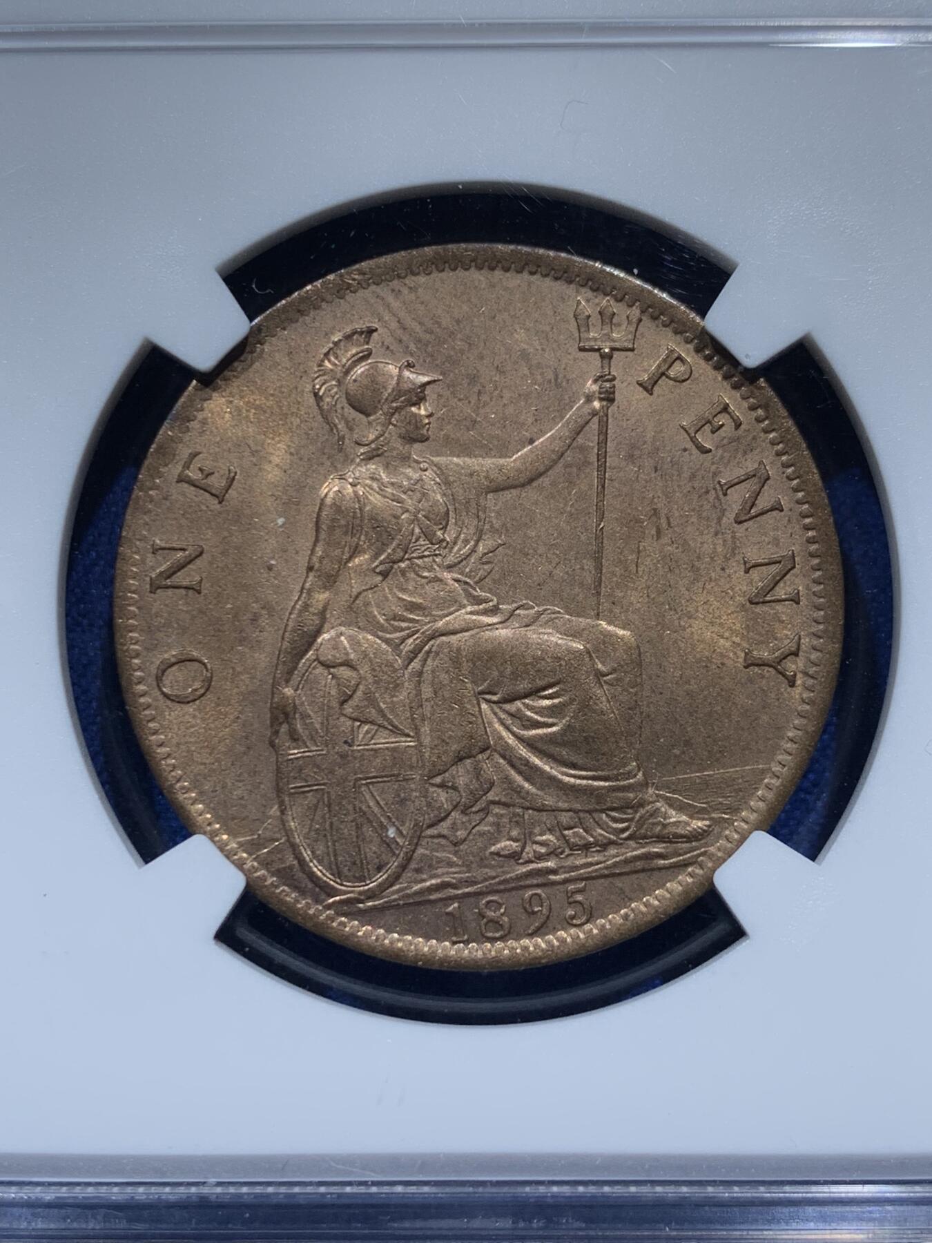 《竞宝斋》第347场 周日，周一，周二  3场连拍 （全场包邮） NGC MS63RB 英国 1895年 维多利亚女王1便士铜币，红棕色对于1895来说并非寻常可见，加之维多利亚最后一版便士以1900-1901居多，1895年好品质的非常贵的。