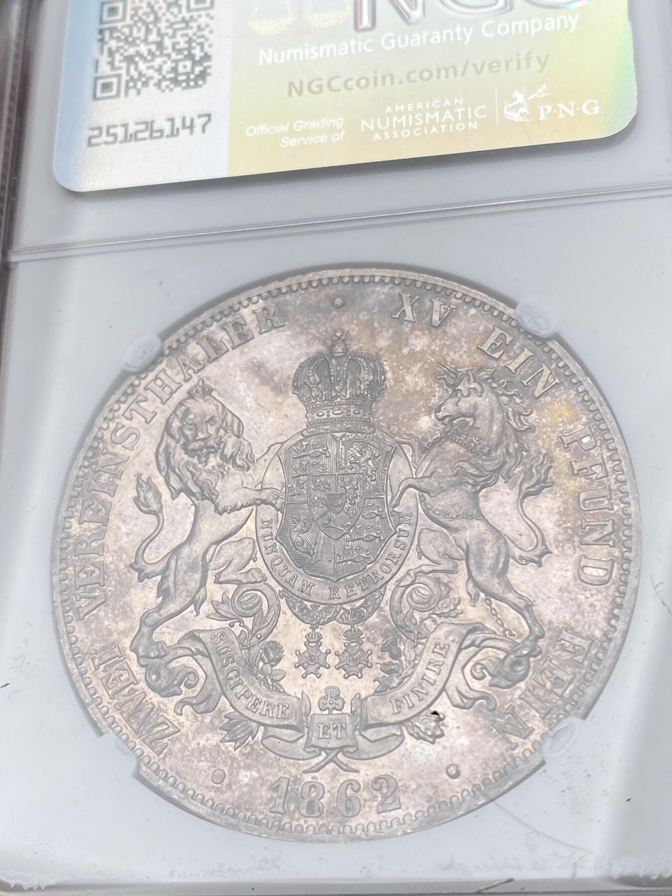万国钱币拍卖第041期 NGC MS61 1862年德国汉诺威乔治五世狮马盾徽流通2泰勒 光泽细腻淡五彩环绕 打制深俊