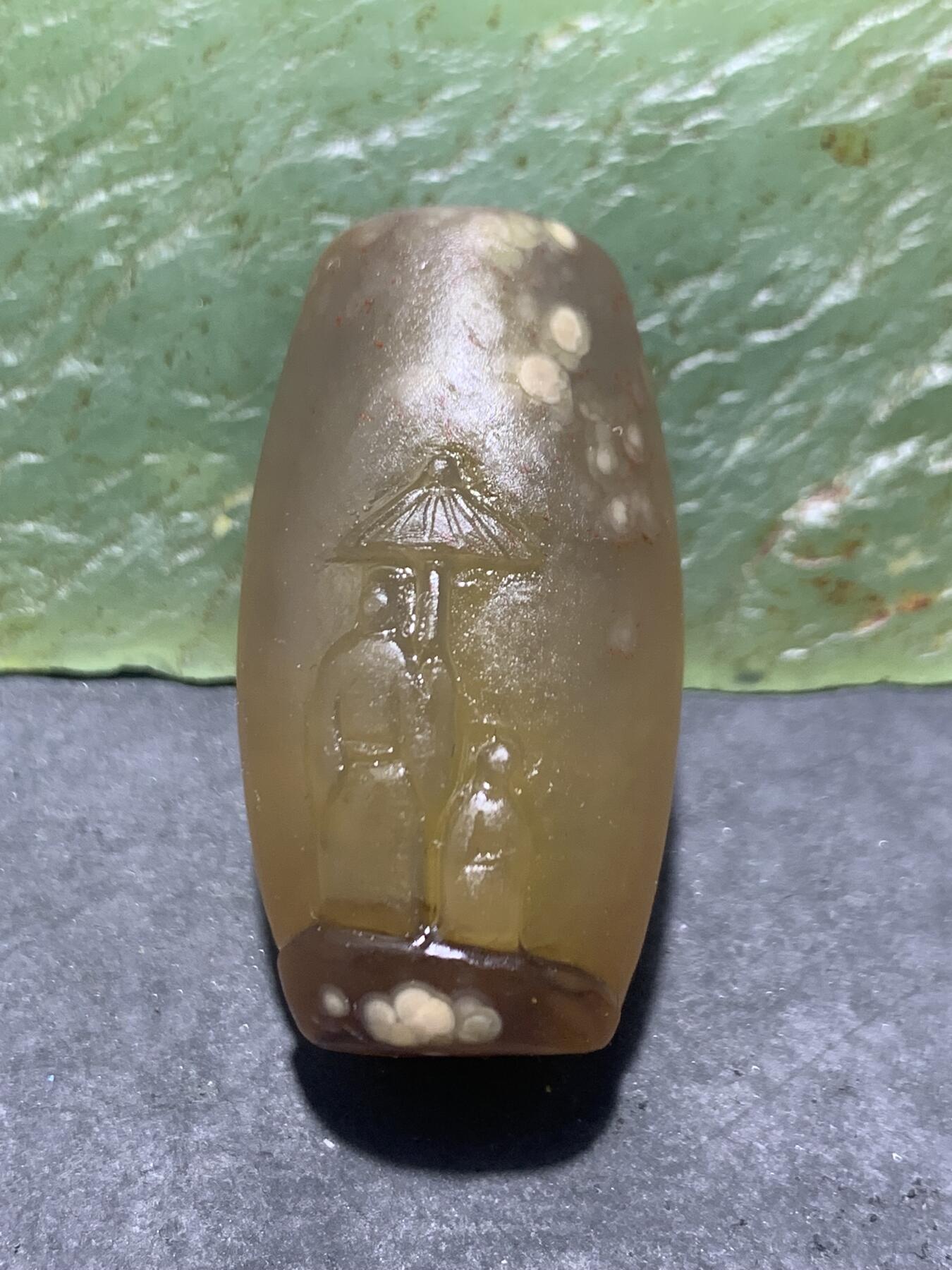 精美亚光高玉化气泡纹巴西玛瑙手工雕刻求佛问道意境大桶珠一个！