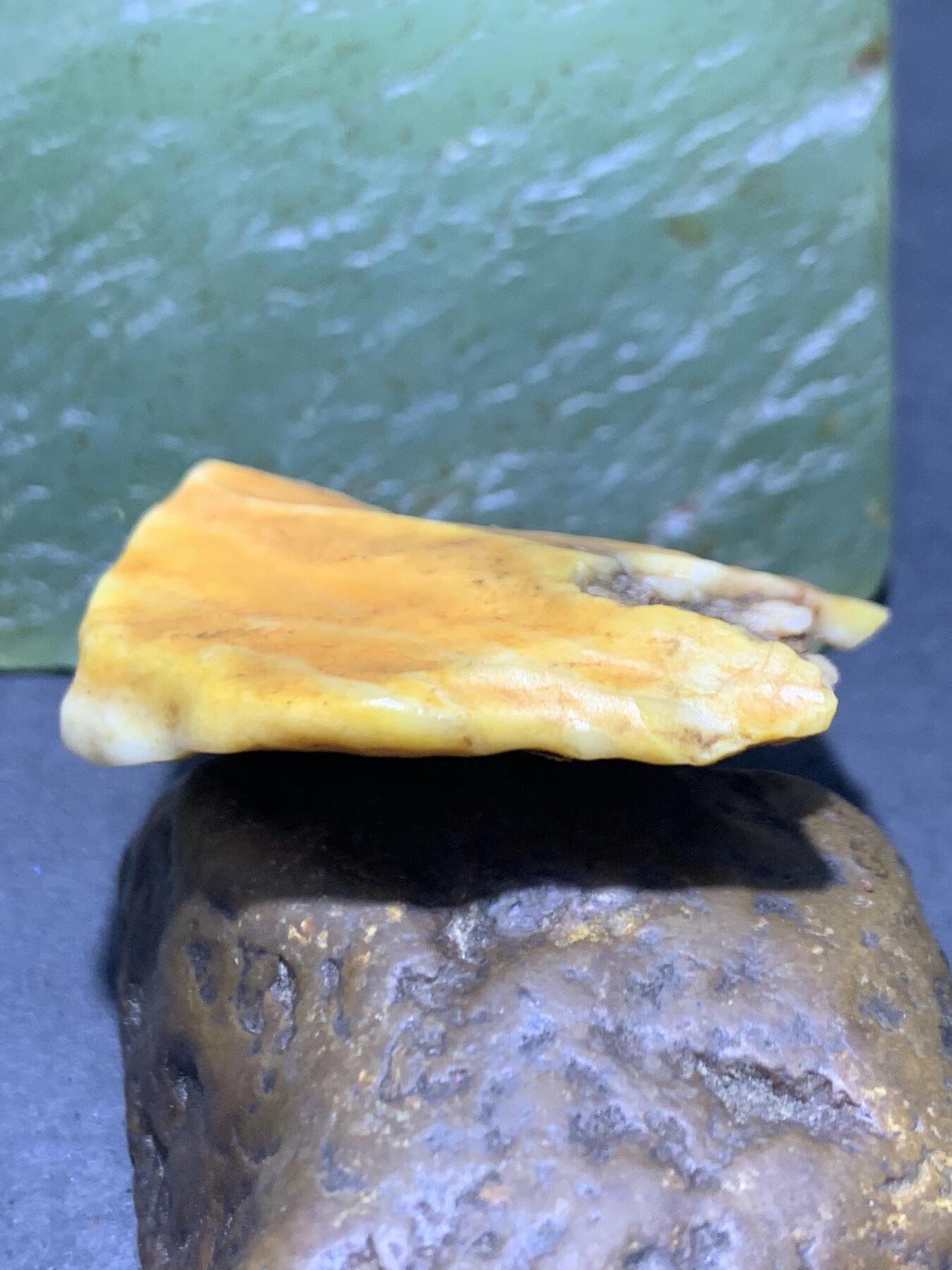 放福利，天然精品高玉化沙漠漆原石一颗！