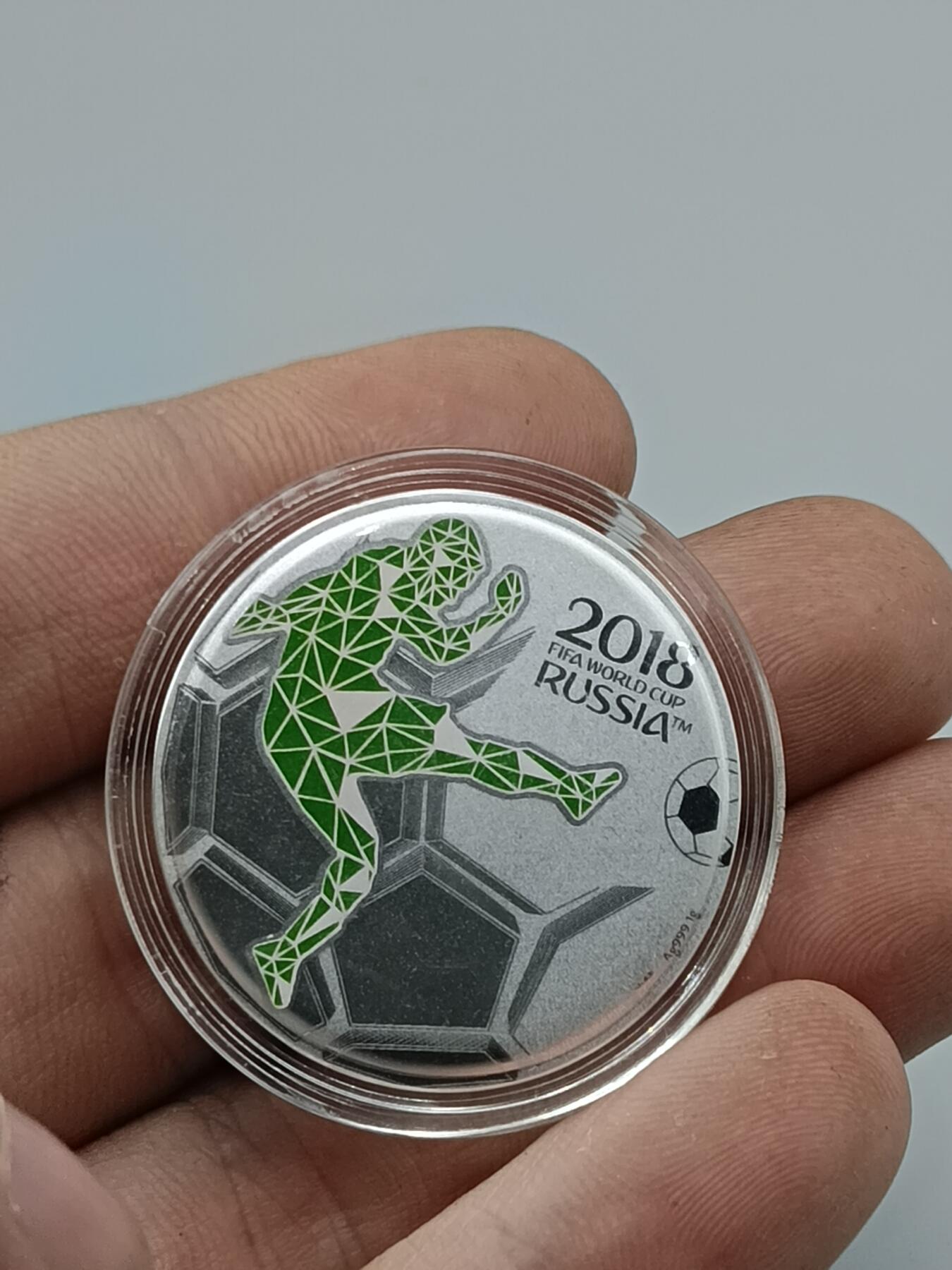 23期拍卖 2018年世界杯纪念章（重1g）