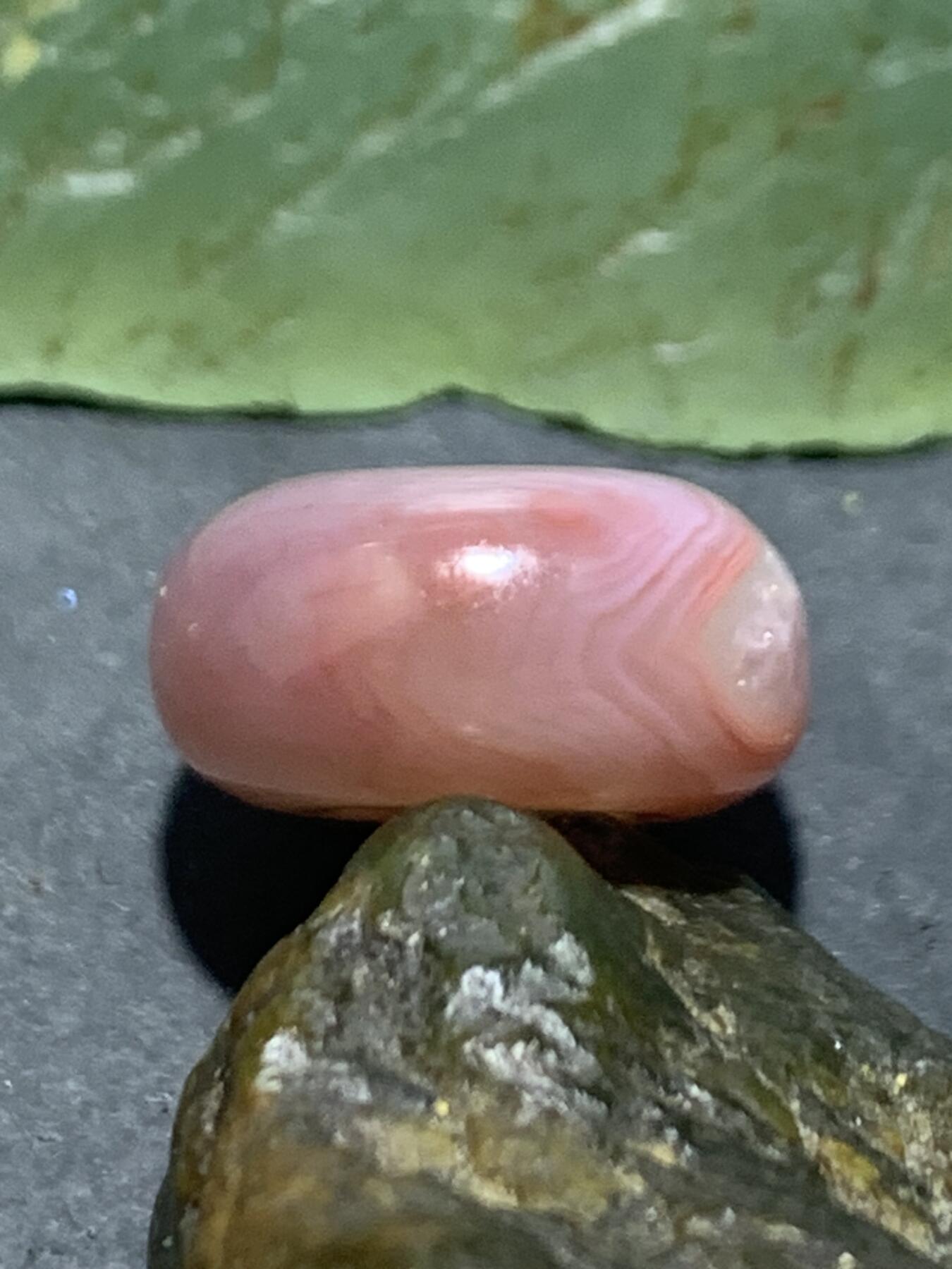 精美川料冰飘紫罗兰南红玛瑙面包圈卡环(跑环)一个