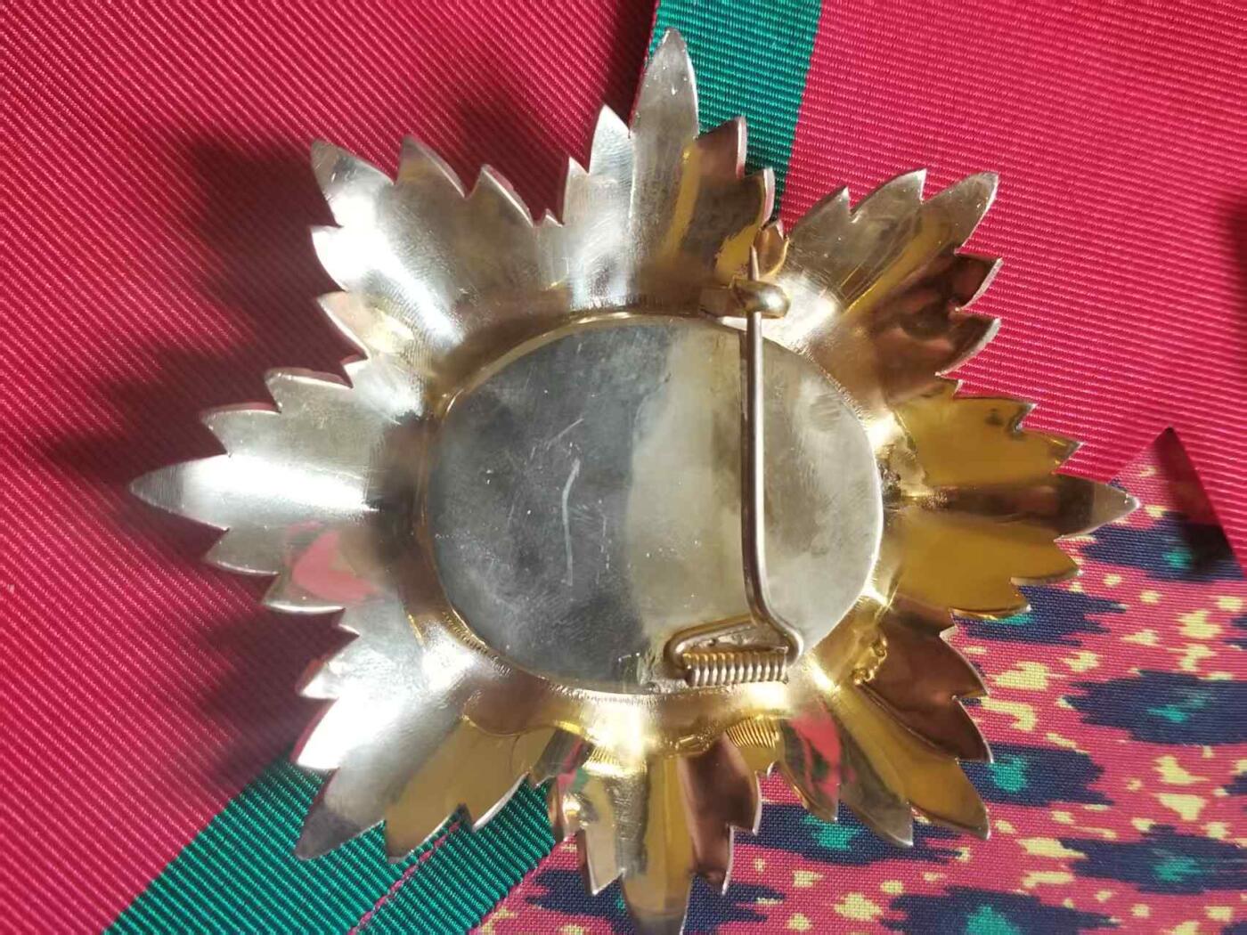 RimeNova韵星2025军品类春季拍卖会-- RimeNova 2025 Spring Militaria Sale 柬埔寨王国大十字级皇室勋章带勋略原盒一套