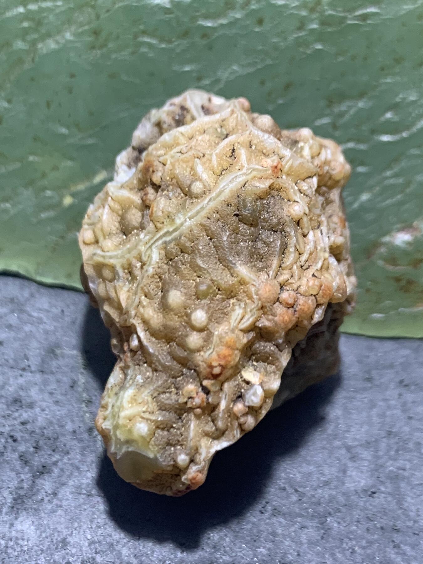 精美高玉化阿拉善立体筋脉石玛瑙原石一颗，，