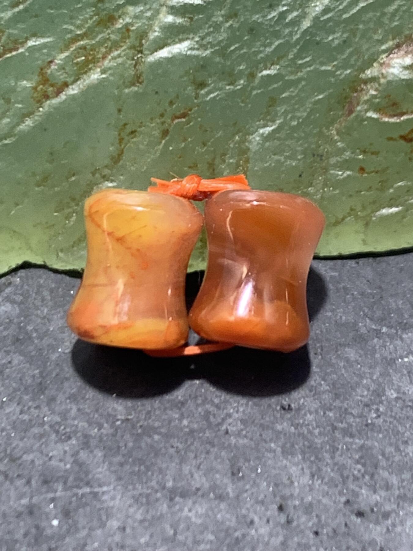 精美高玉化战国红玛瑙竹节腰珠一对，