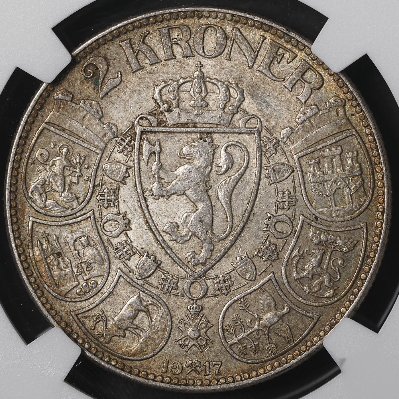 修遠堂世界钱币第五十五期 全场包邮 NGC AU58 1917年挪威2克朗银币 挪威老银币都比较少见