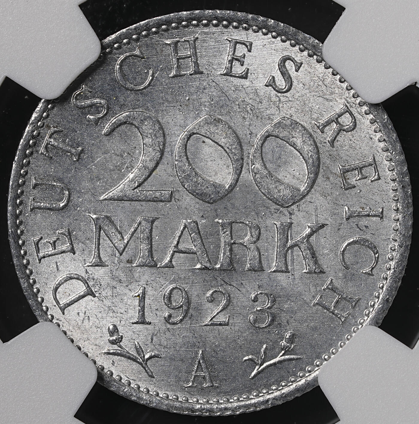修遠堂世界钱币第五十五期 全场包邮 NGC评级 1923年魏玛政府200，500马克铝币各一枚