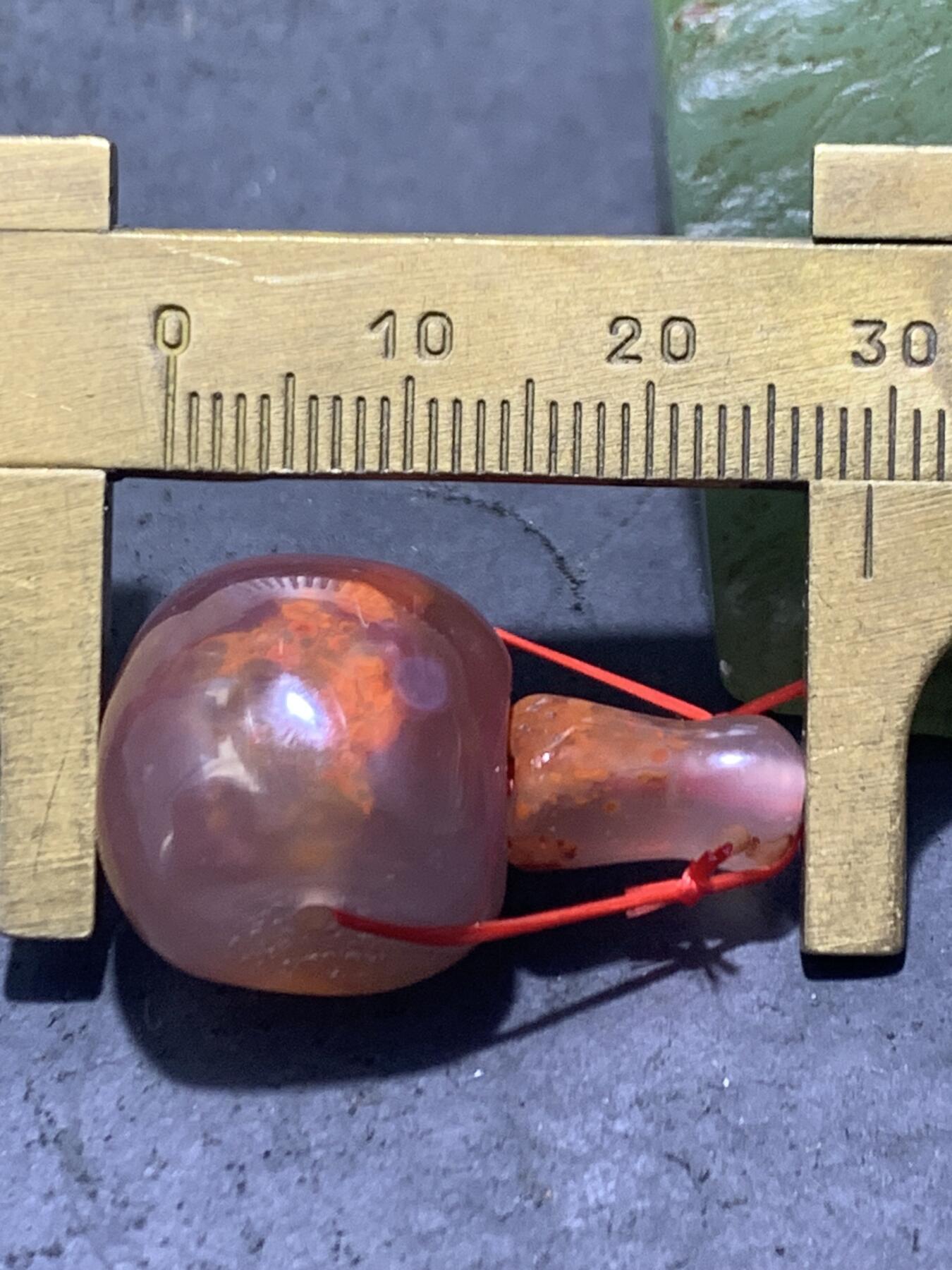 川料原皮荔枝冻飘火焰纹南红玛瑙随形佛头三通一套