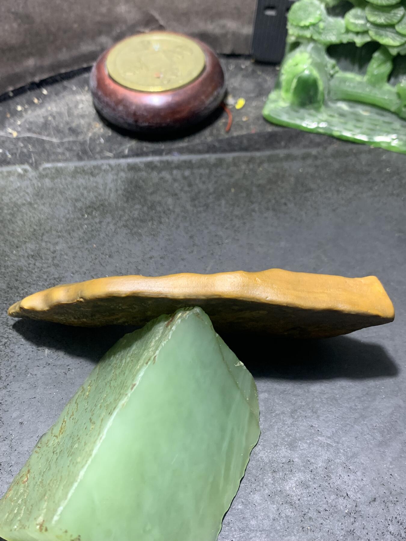 放福利！精美天然地表老皮金丝玉籽料原石一块！