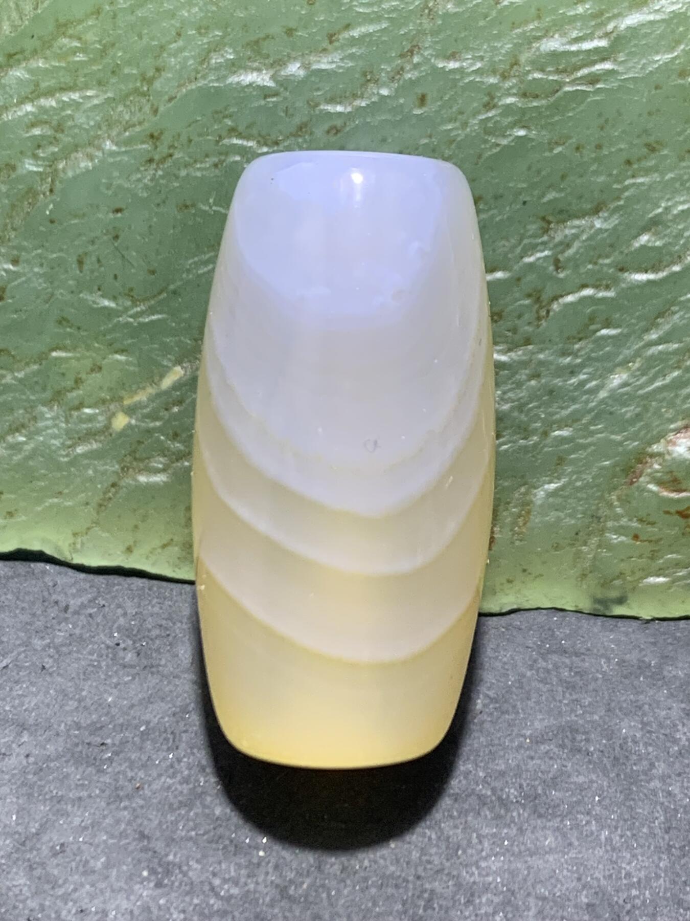 精美高玉化天眼纹缠丝玛瑙桶珠一颗