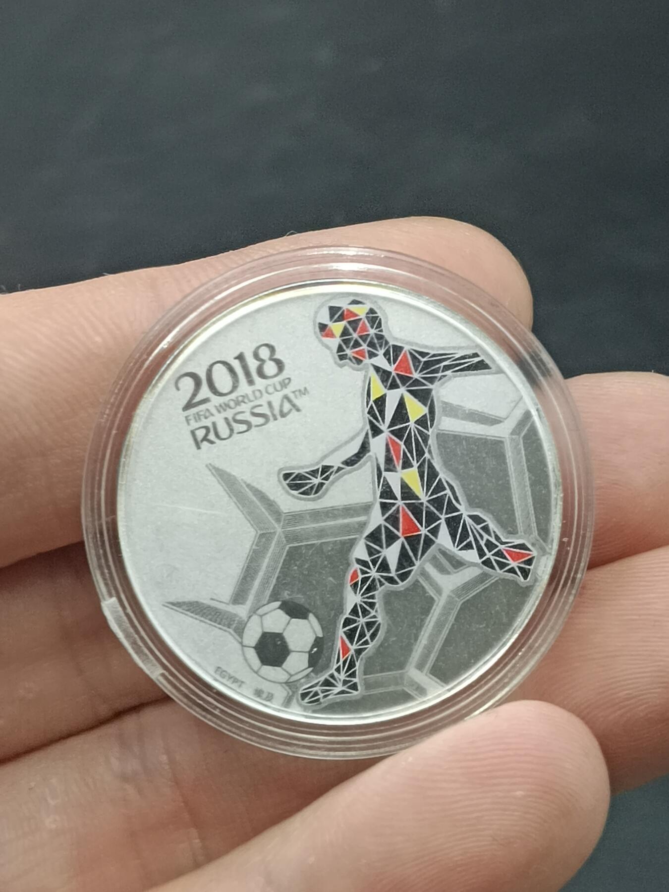 25期拍卖 A6 2018年世界杯纪念章（重1g）