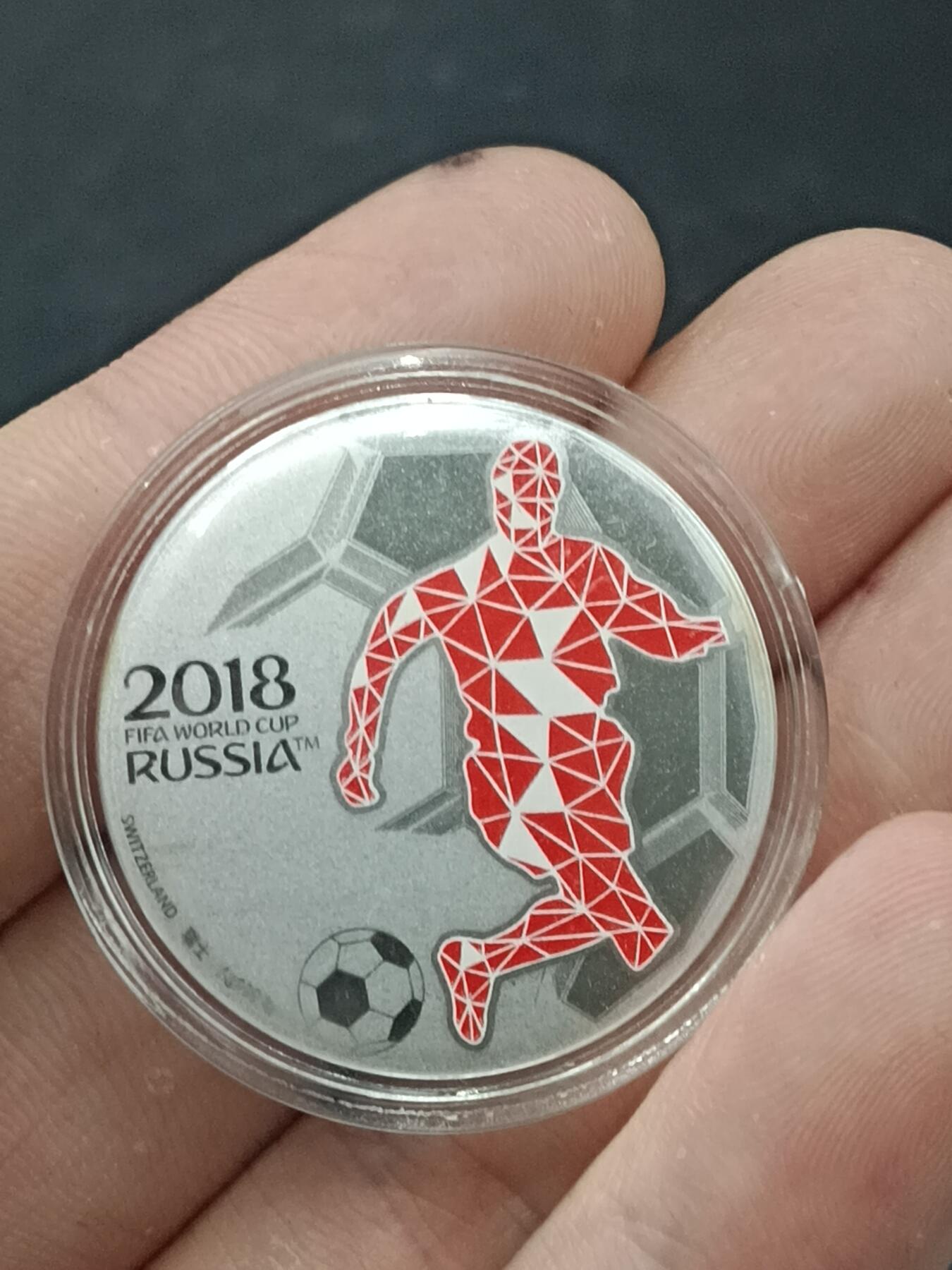 25期拍卖 A19 2018年世界杯纪念章（重1g）