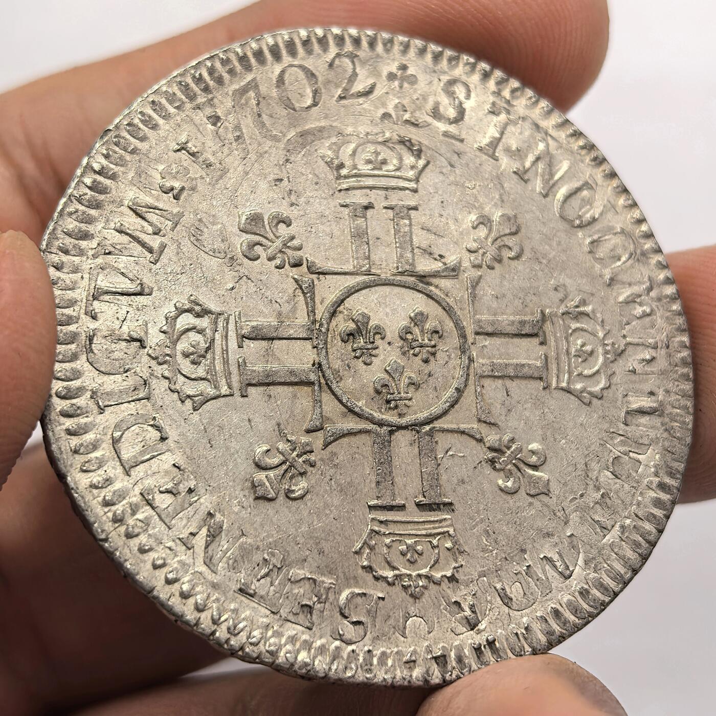 博洋堂世界钱币拍卖第108期（全场包邮） 法国1702年（年份错打）路易十四8L版埃居大银 欧陆灰彩 人物深打深邃 AU品级