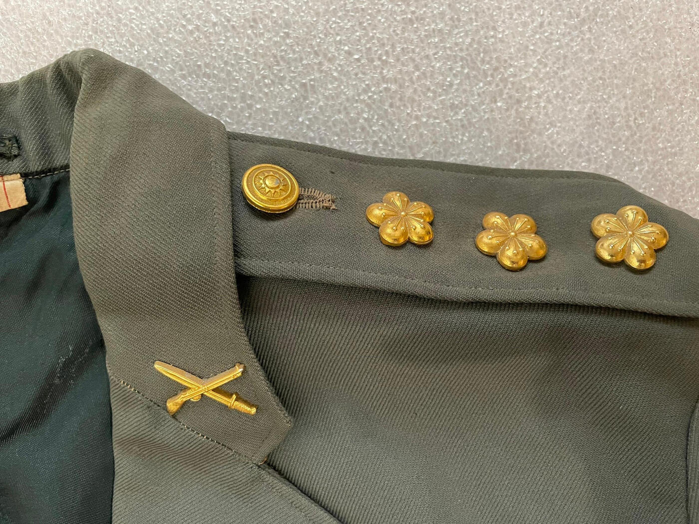 RimeNova韵星2025军品类春季拍卖会-- RimeNova 2025 Spring Militaria Sale 民国韩上校陆军常服一套，带略章与陆军大学证章