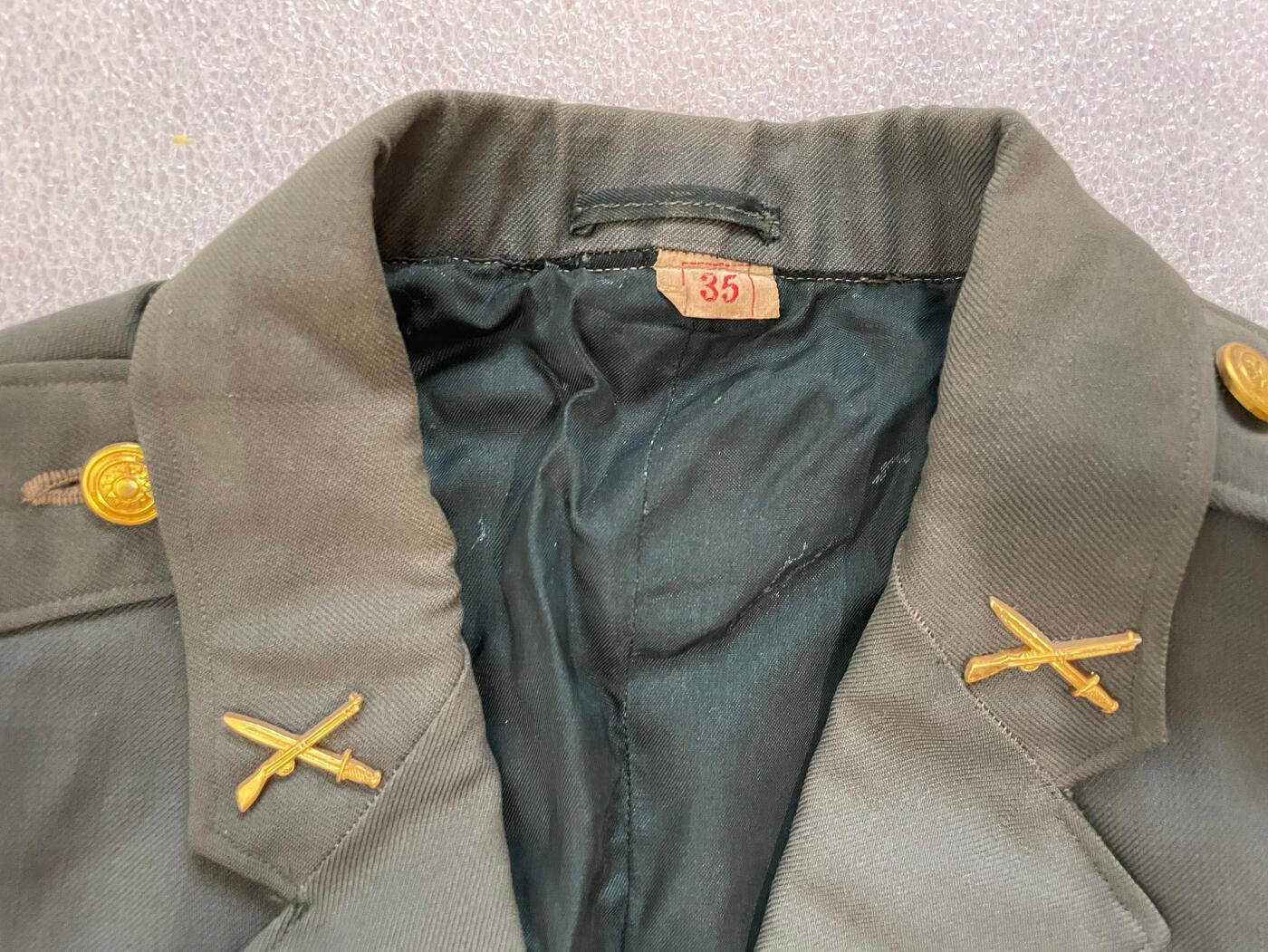 RimeNova韵星2025军品类春季拍卖会-- RimeNova 2025 Spring Militaria Sale 民国韩上校陆军常服一套，带略章与陆军大学证章