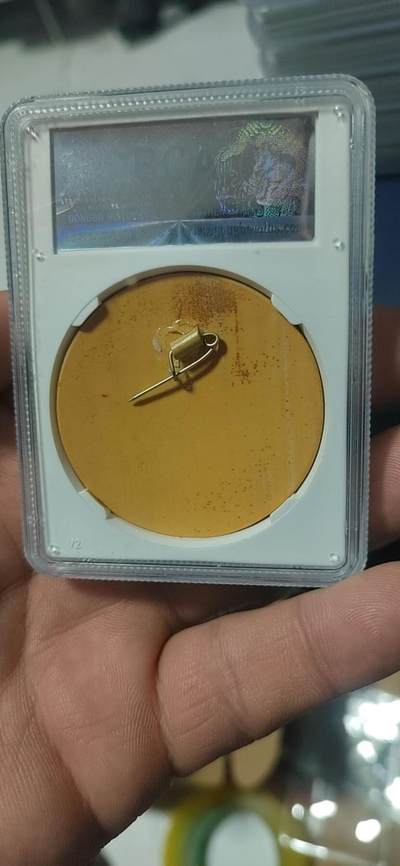 公博评级毛主席像章专场  🔥🔥竹制章🔥🔥公博评级毛主席像章，67分