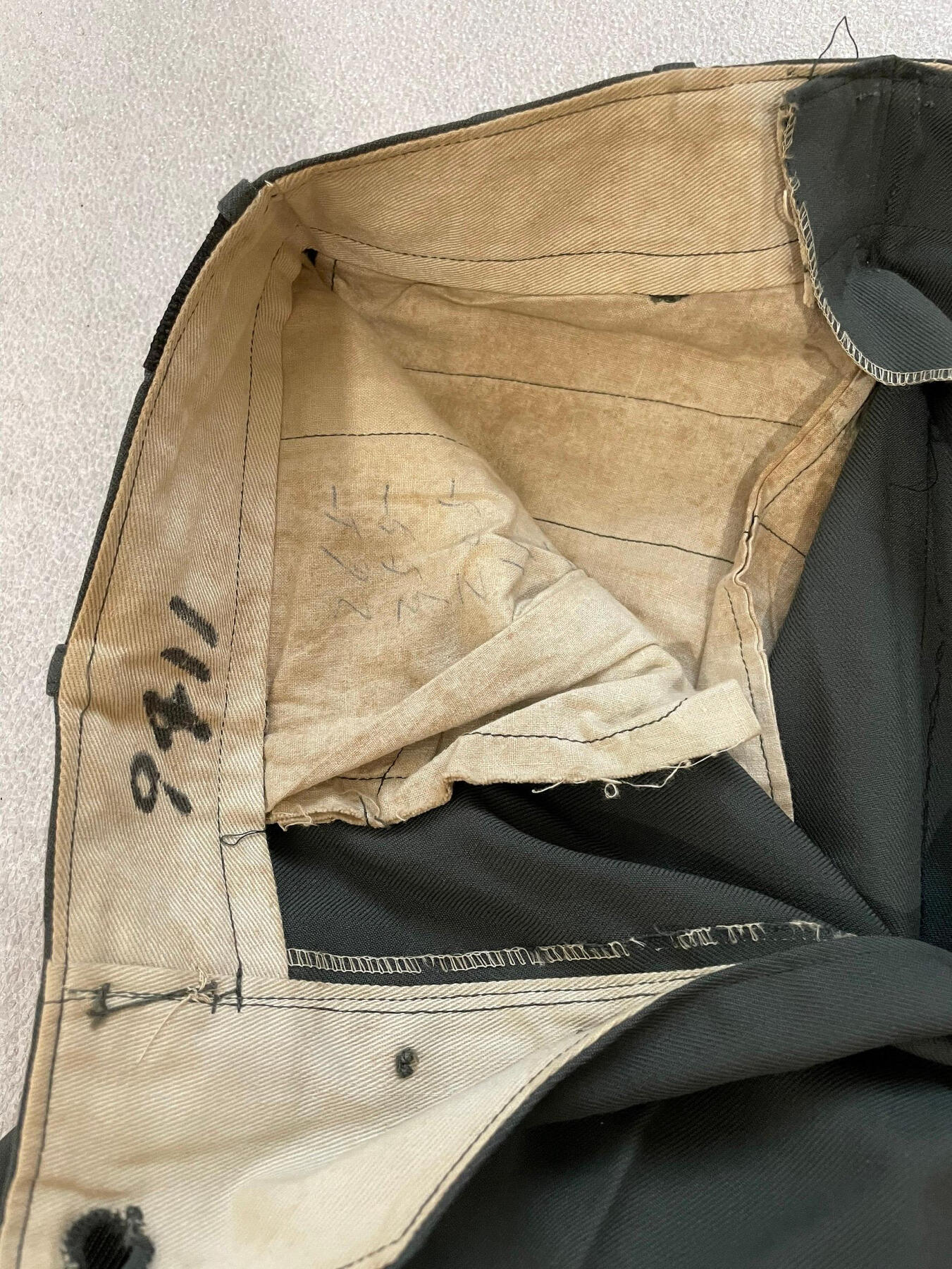 RimeNova韵星2025军品类春季拍卖会-- RimeNova 2025 Spring Militaria Sale 民国韩上校陆军常服一套，带略章与陆军大学证章