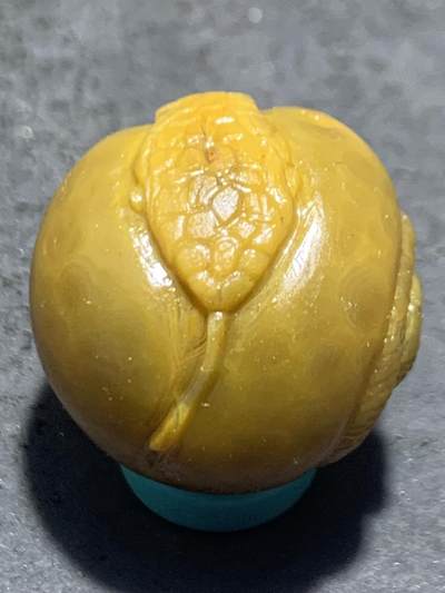 精美亚光高玉化战国红玛瑙手工俏色巧雕灵蛇随形珠一个， - 精美亚光高玉化战国红玛瑙手工俏色巧雕灵蛇随形珠一个，
