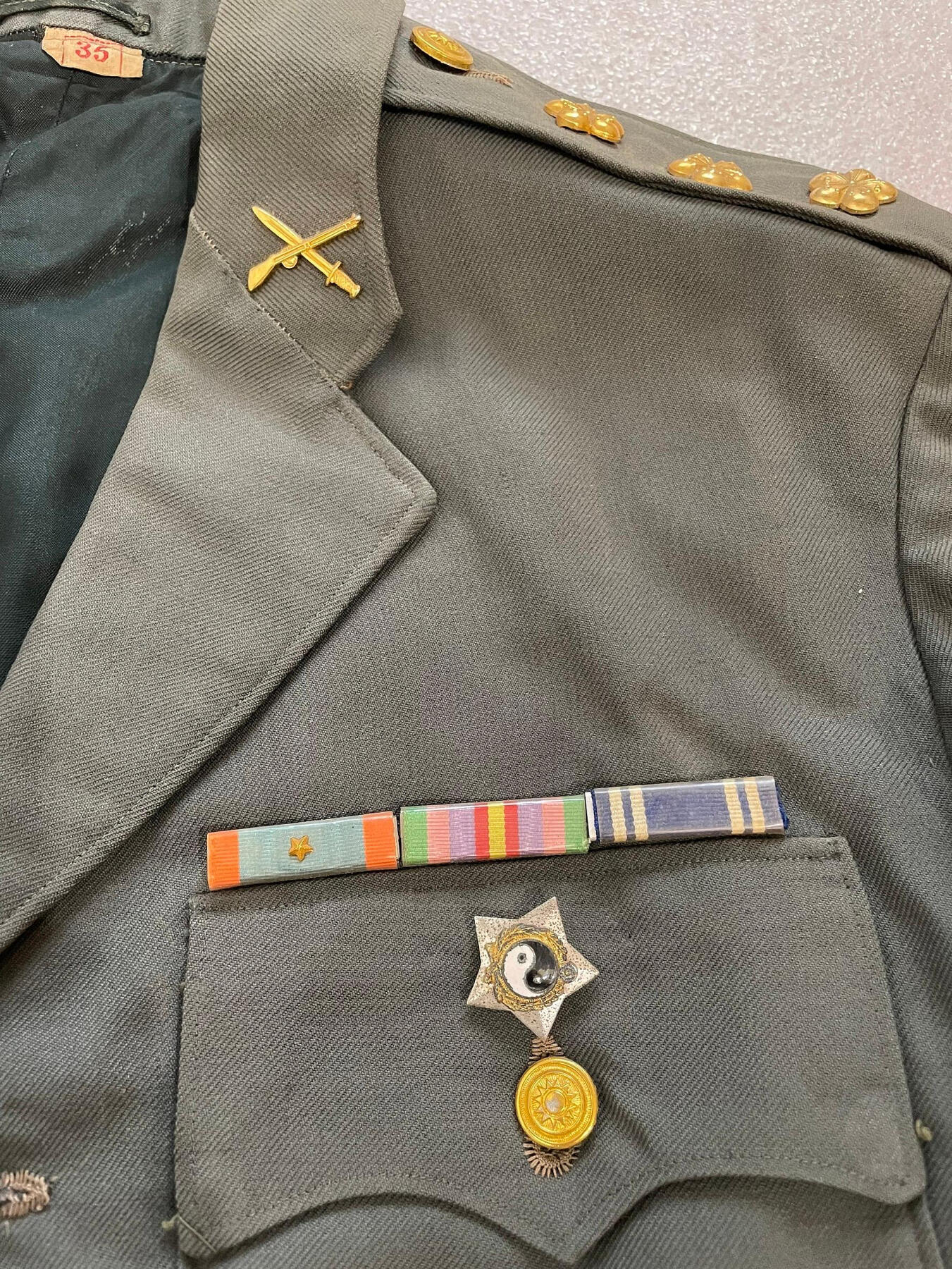 RimeNova韵星2025军品类春季拍卖会-- RimeNova 2025 Spring Militaria Sale 民国韩上校陆军常服一套，带略章与陆军大学证章