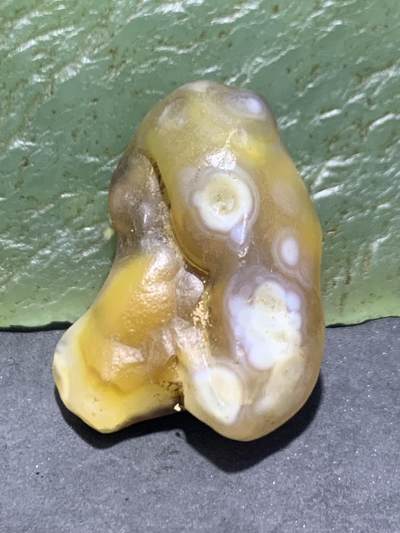精美天然戈壁阿拉善原皮天眼纹玛瑙原石一颗 - 精美天然戈壁阿拉善原皮天眼纹玛瑙原石一颗