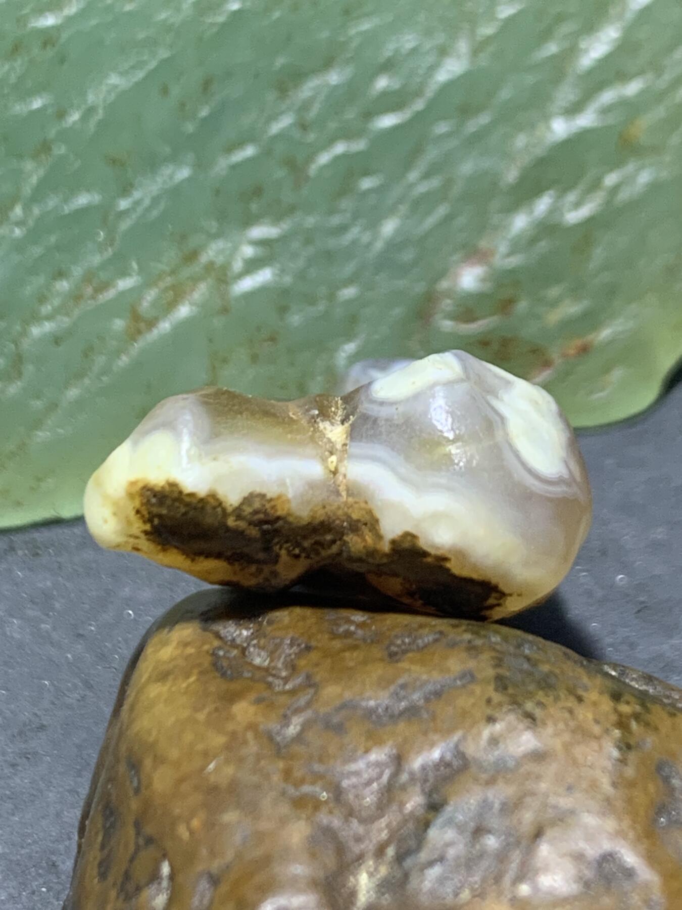 精美天然戈壁阿拉善原皮天眼纹玛瑙原石一颗