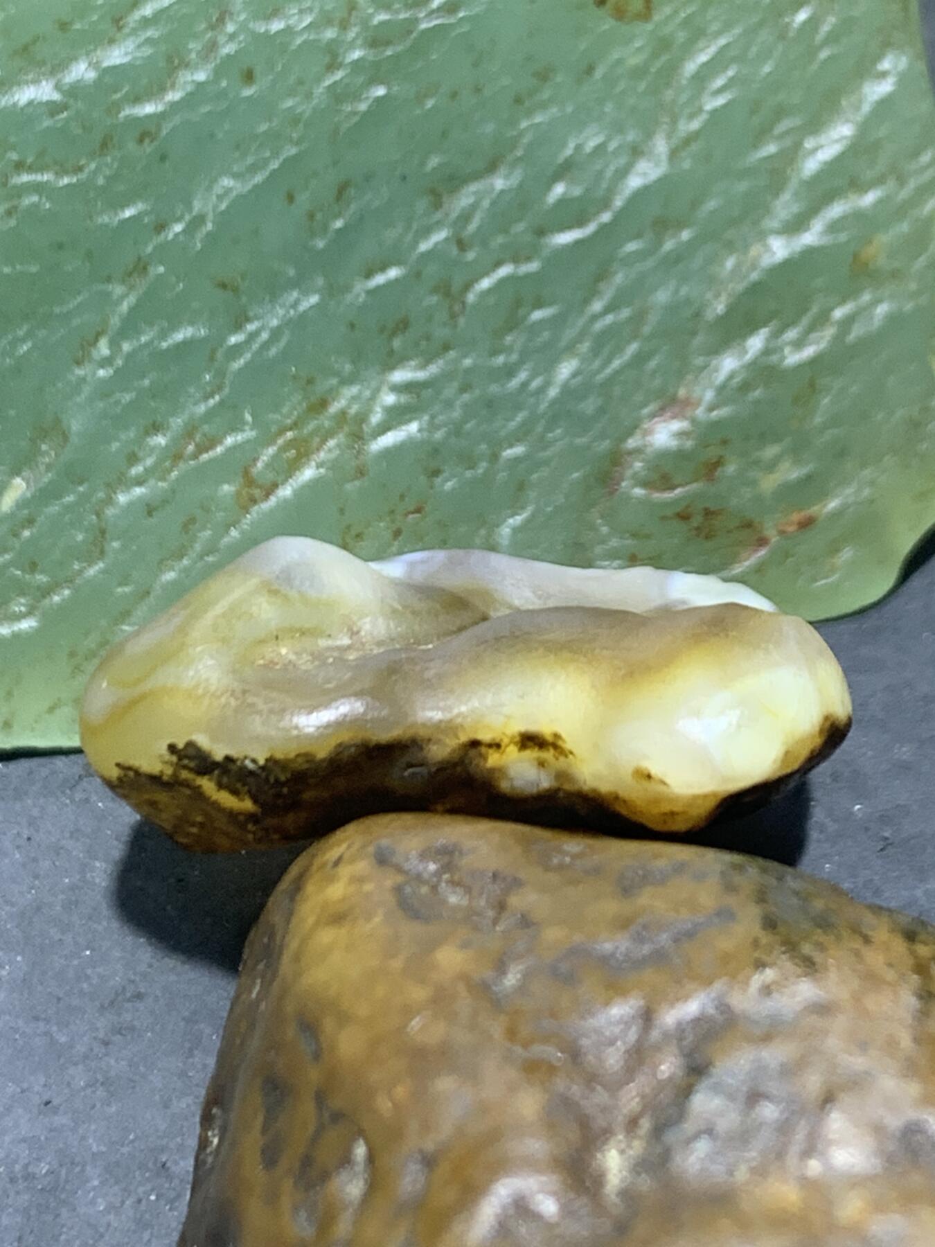 精美天然戈壁阿拉善原皮天眼纹玛瑙原石一颗