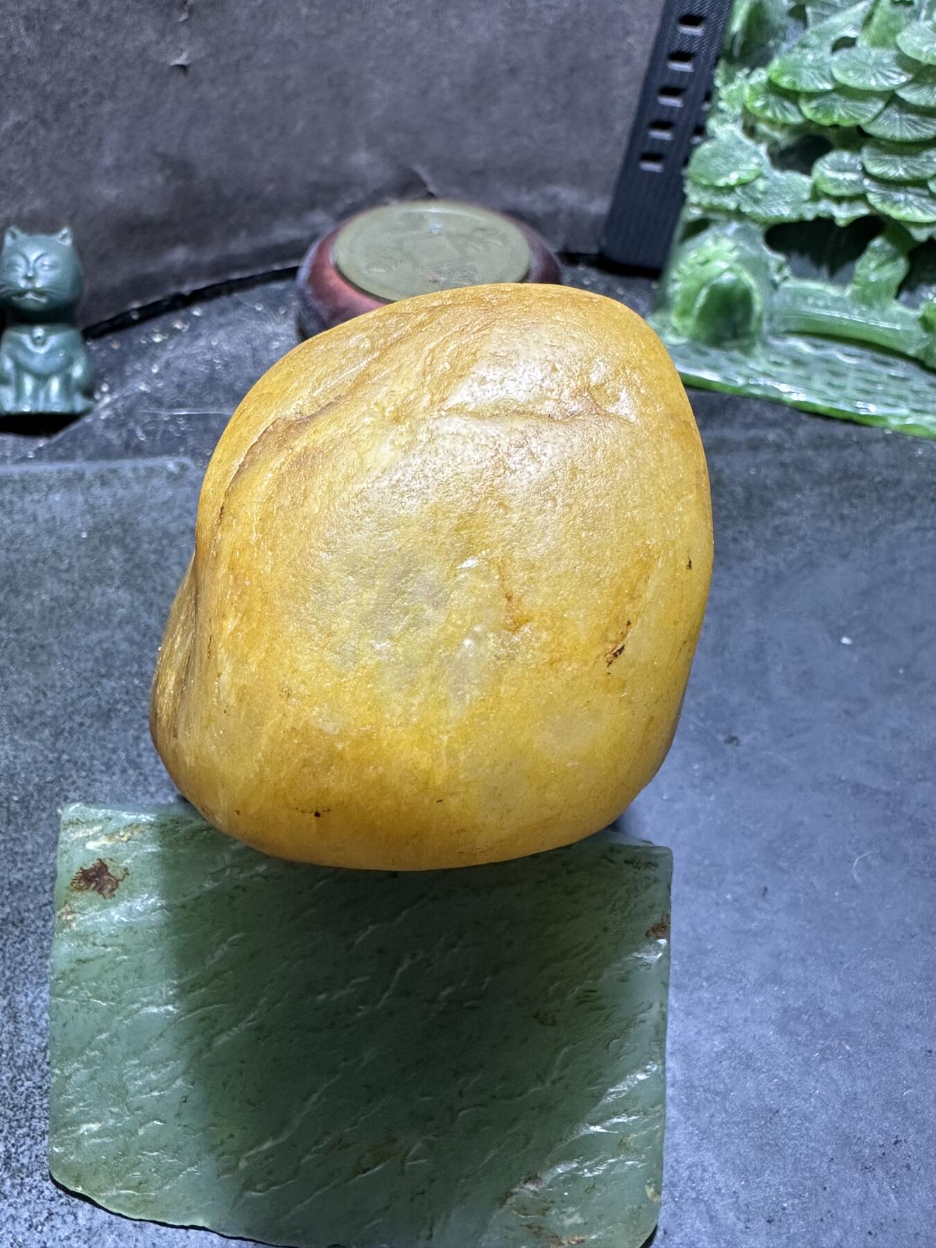 精美天然地表老料黄冻籽料金丝玉原石一块，