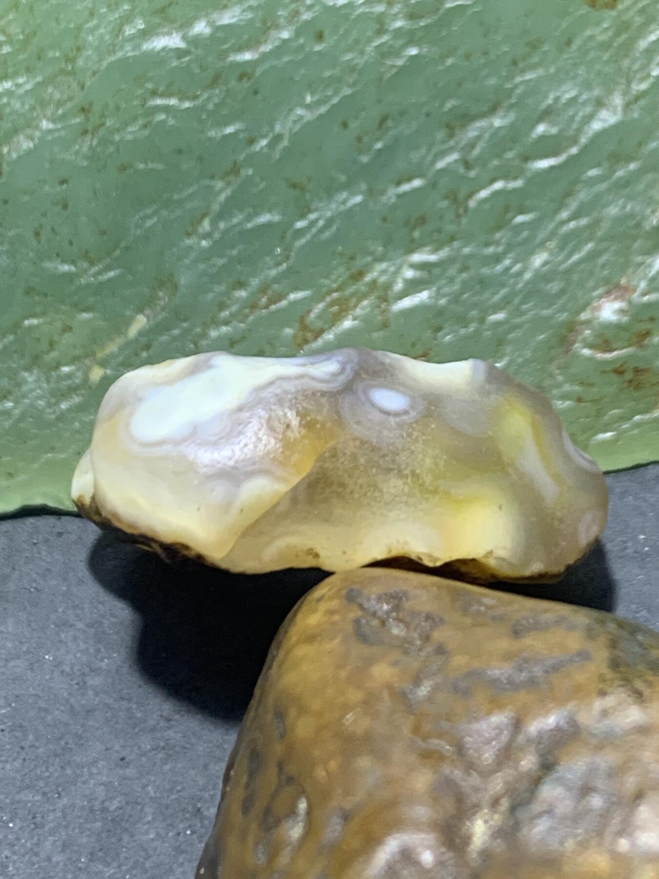 精美天然戈壁阿拉善原皮天眼纹玛瑙原石一颗