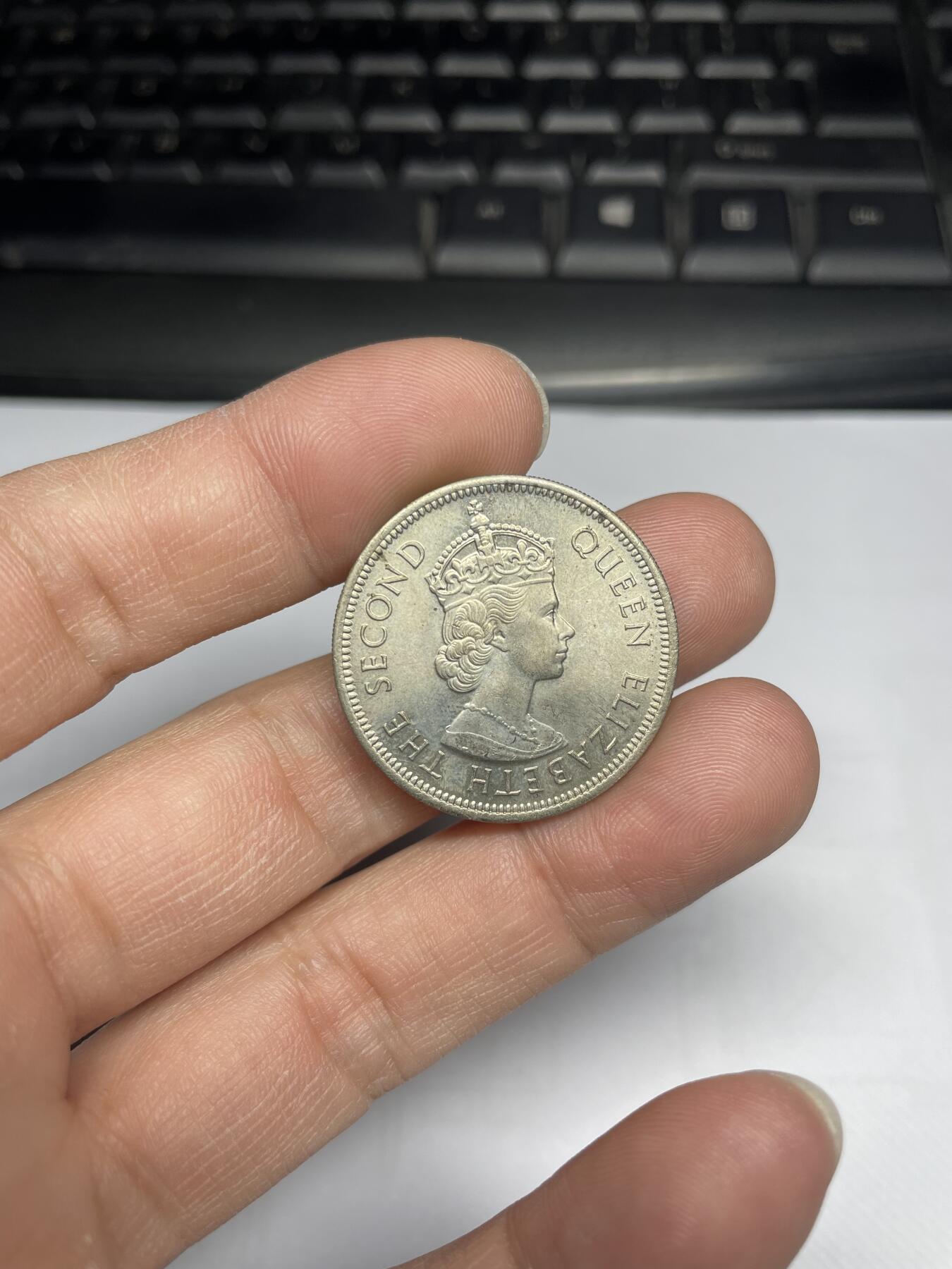 每日一拍，2025年集古藏今外币拍卖第一期-第6场—（总第196拍），可以寄存60天，满160元包邮。 1974年香港大一元
