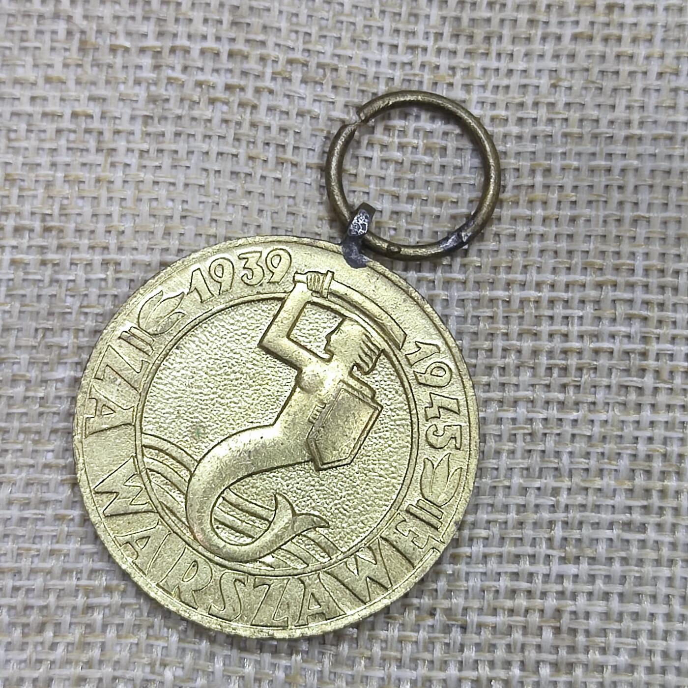 PCAI钱币22-192  证章 纪念章小专场 波兰二，战胜利纪念
