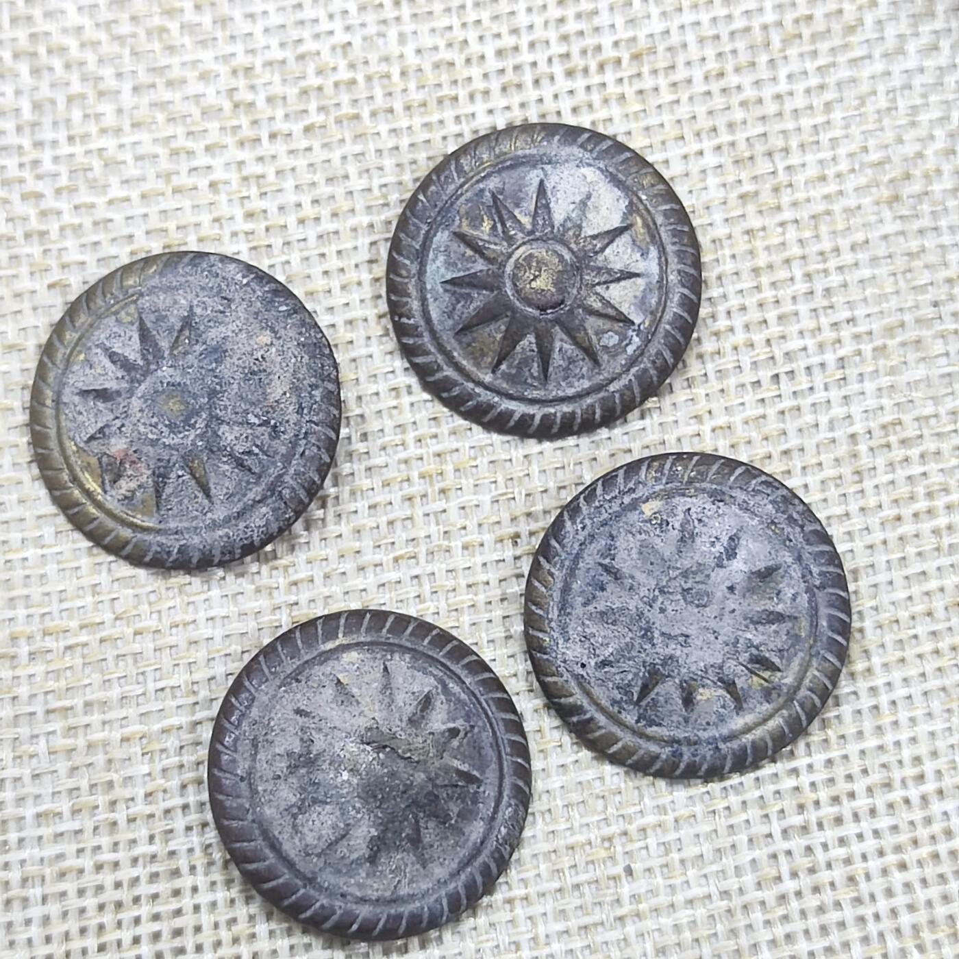 PCAI钱币22-192  证章 纪念章小专场 国军 军扣