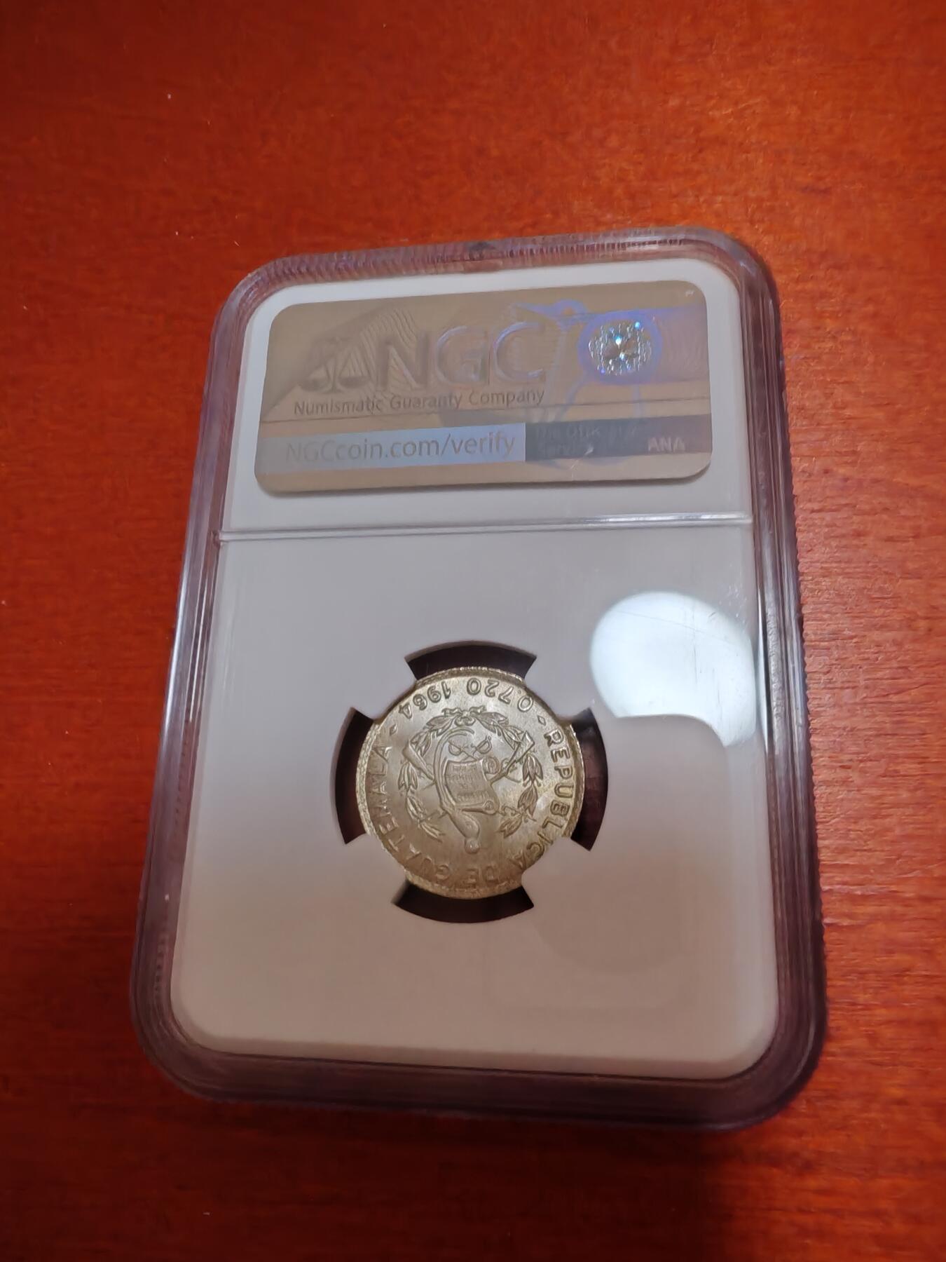 长老汇龙年精选第四十六场拍卖 1964 危地马拉10分银币，NGC MS66分，超高分，特年