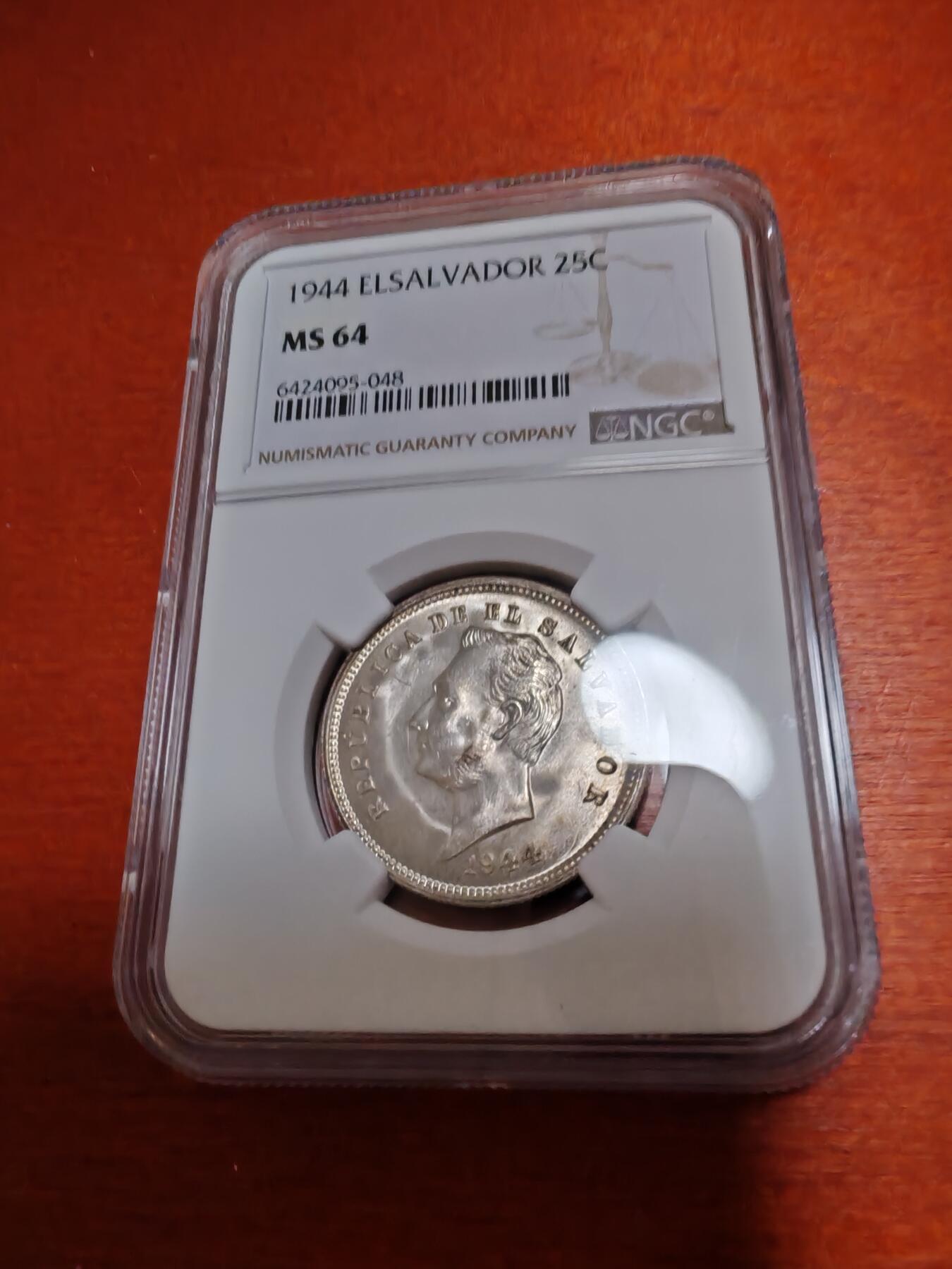 长老汇龙年精选第四十六场拍卖 1944 萨尔瓦多25分银币，NGC MS64，季军分